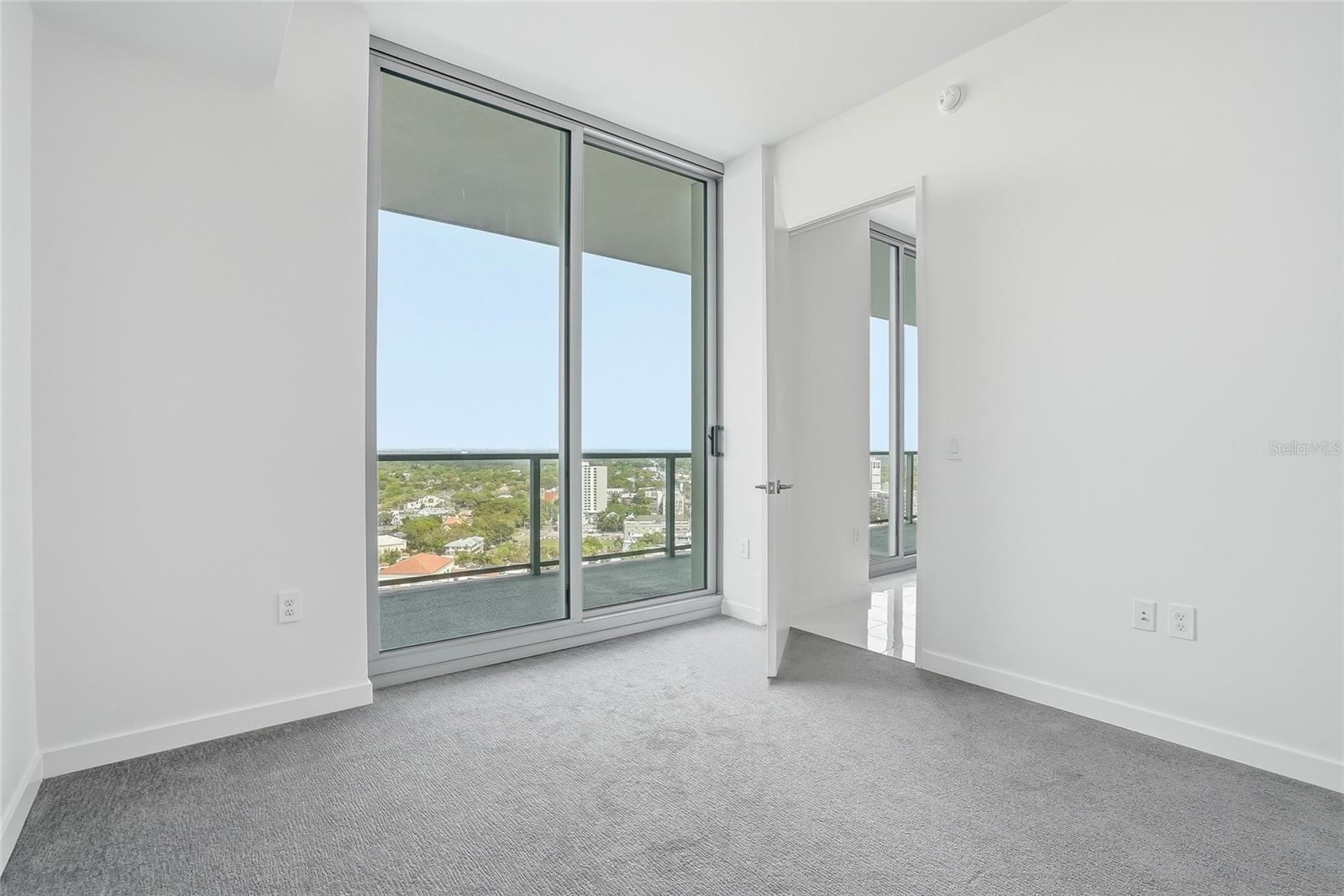 400 CENTRAL AVE #2008, ST PETERSBURG, FL, 33701