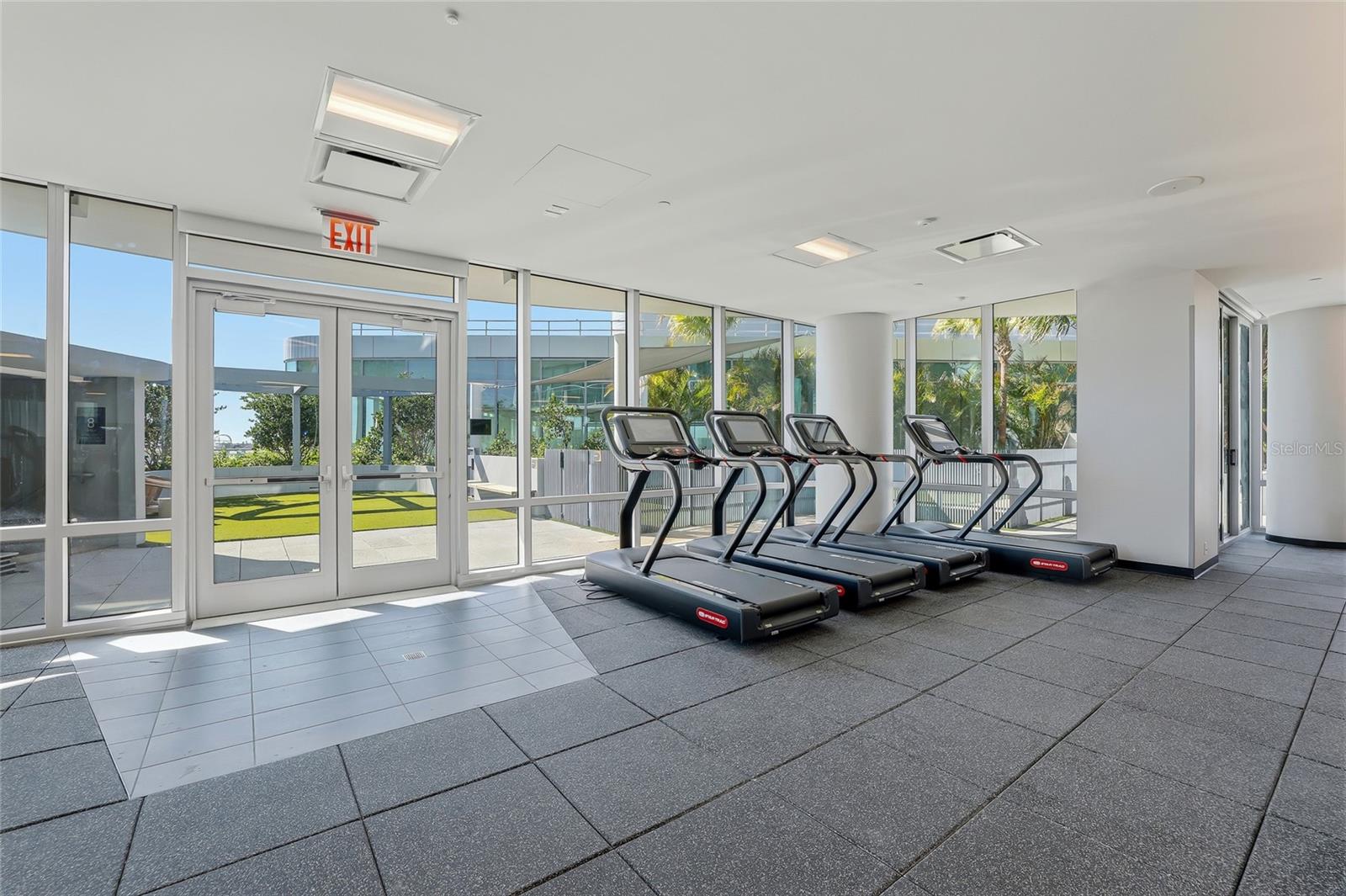 400 CENTRAL AVE #2008, ST PETERSBURG, FL, 33701