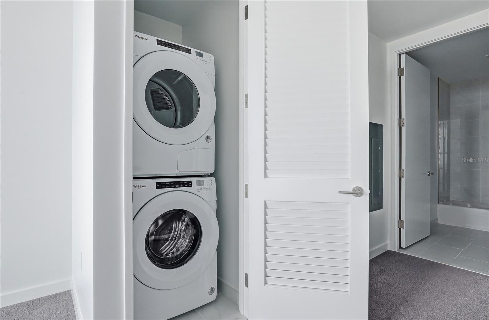 400 CENTRAL AVE #2008, ST PETERSBURG, FL, 33701