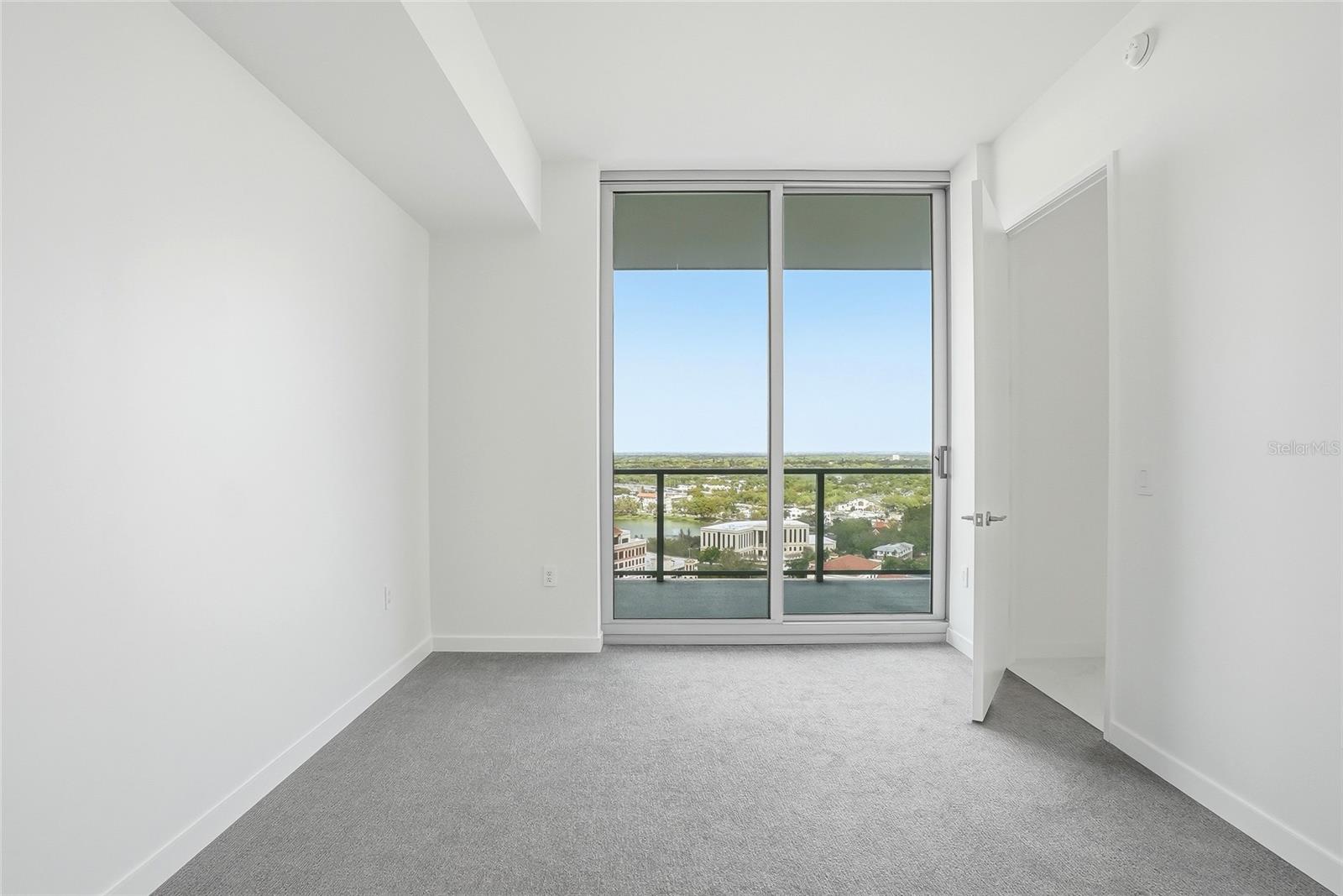 400 CENTRAL AVE #2008, ST PETERSBURG, FL, 33701