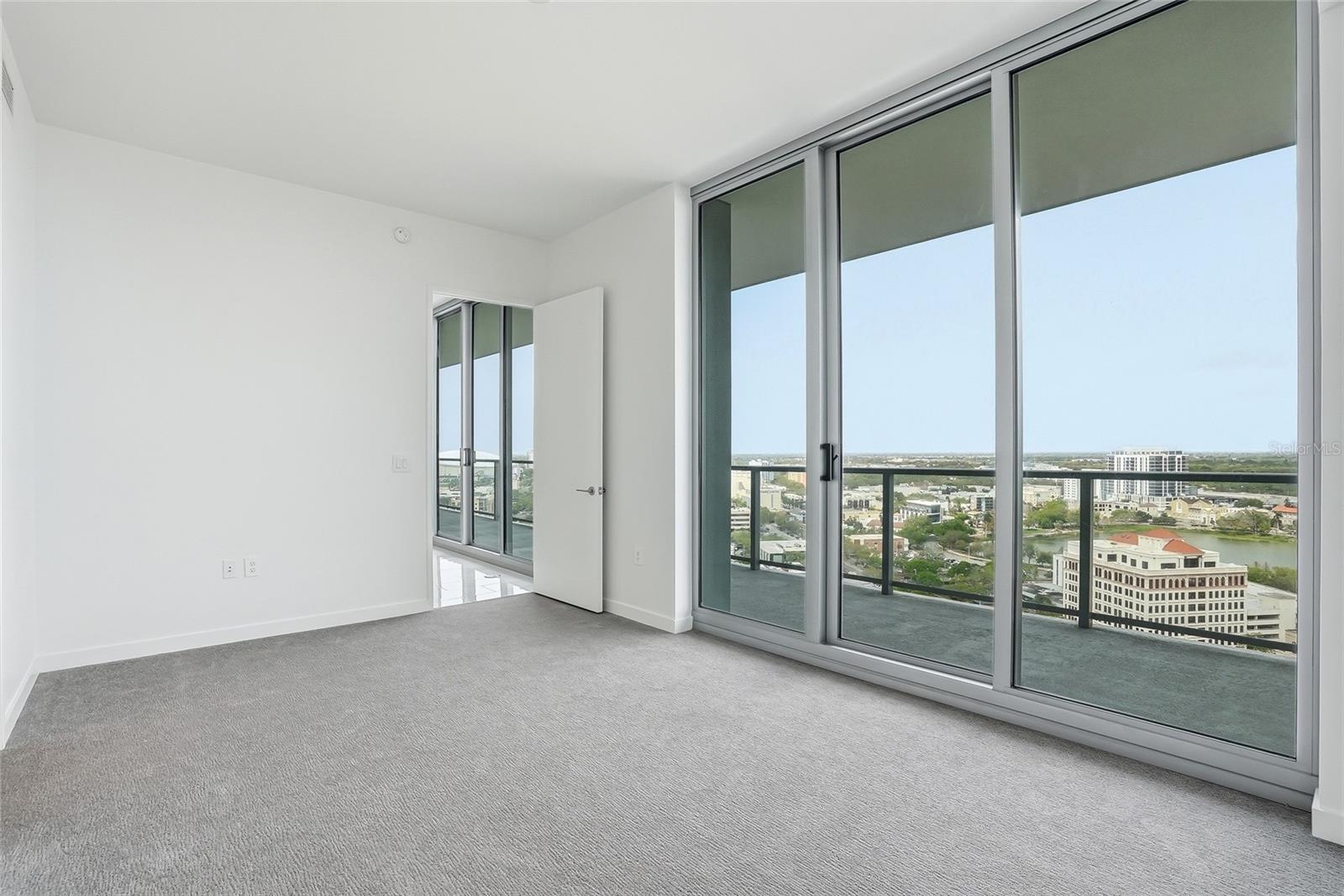 400 CENTRAL AVE #2008, ST PETERSBURG, FL, 33701