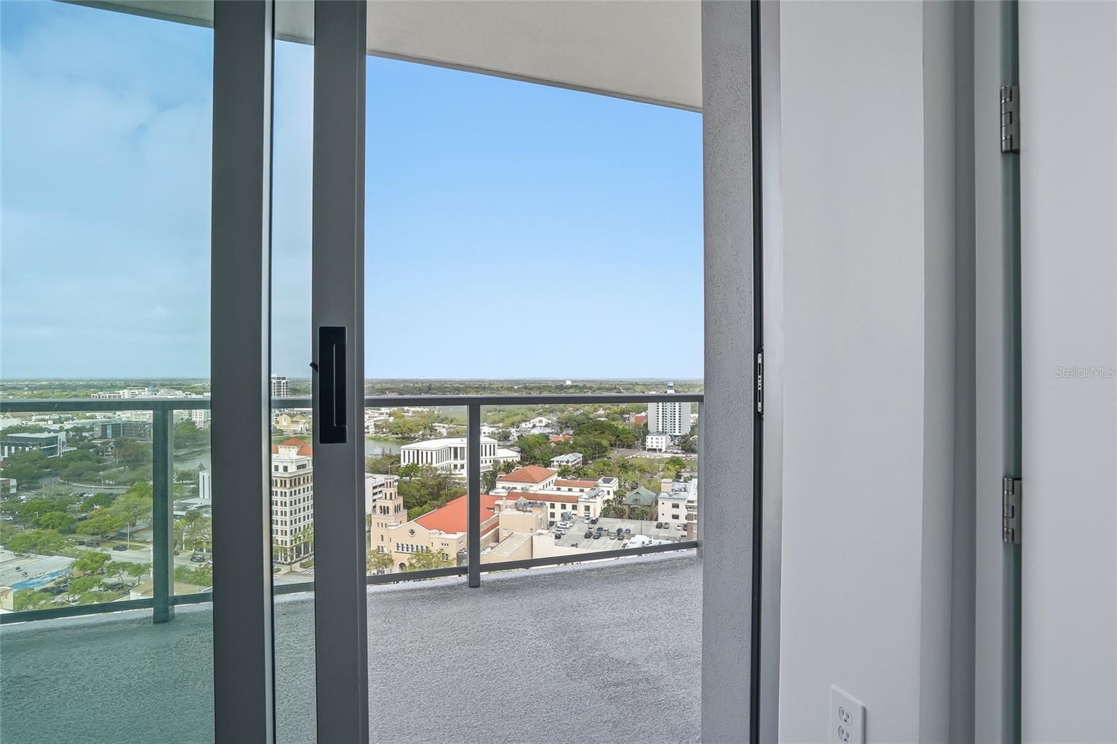 400 CENTRAL AVE #2008, ST PETERSBURG, FL, 33701