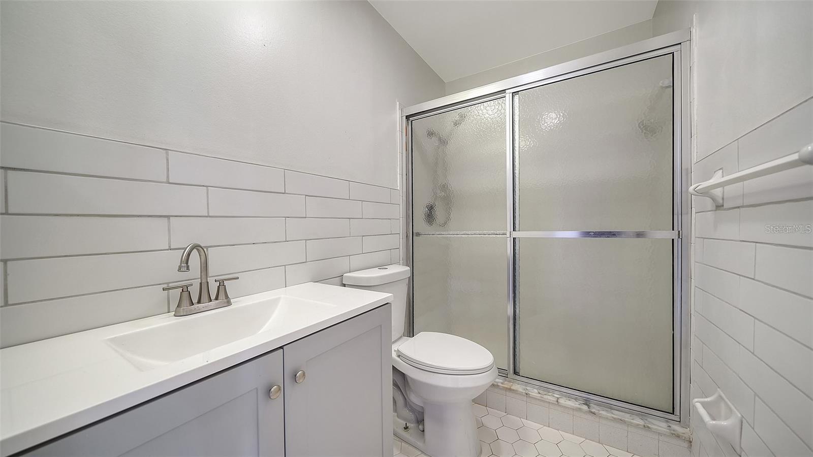 7880 PALM AIRE LN #203, SARASOTA, FL, 34243