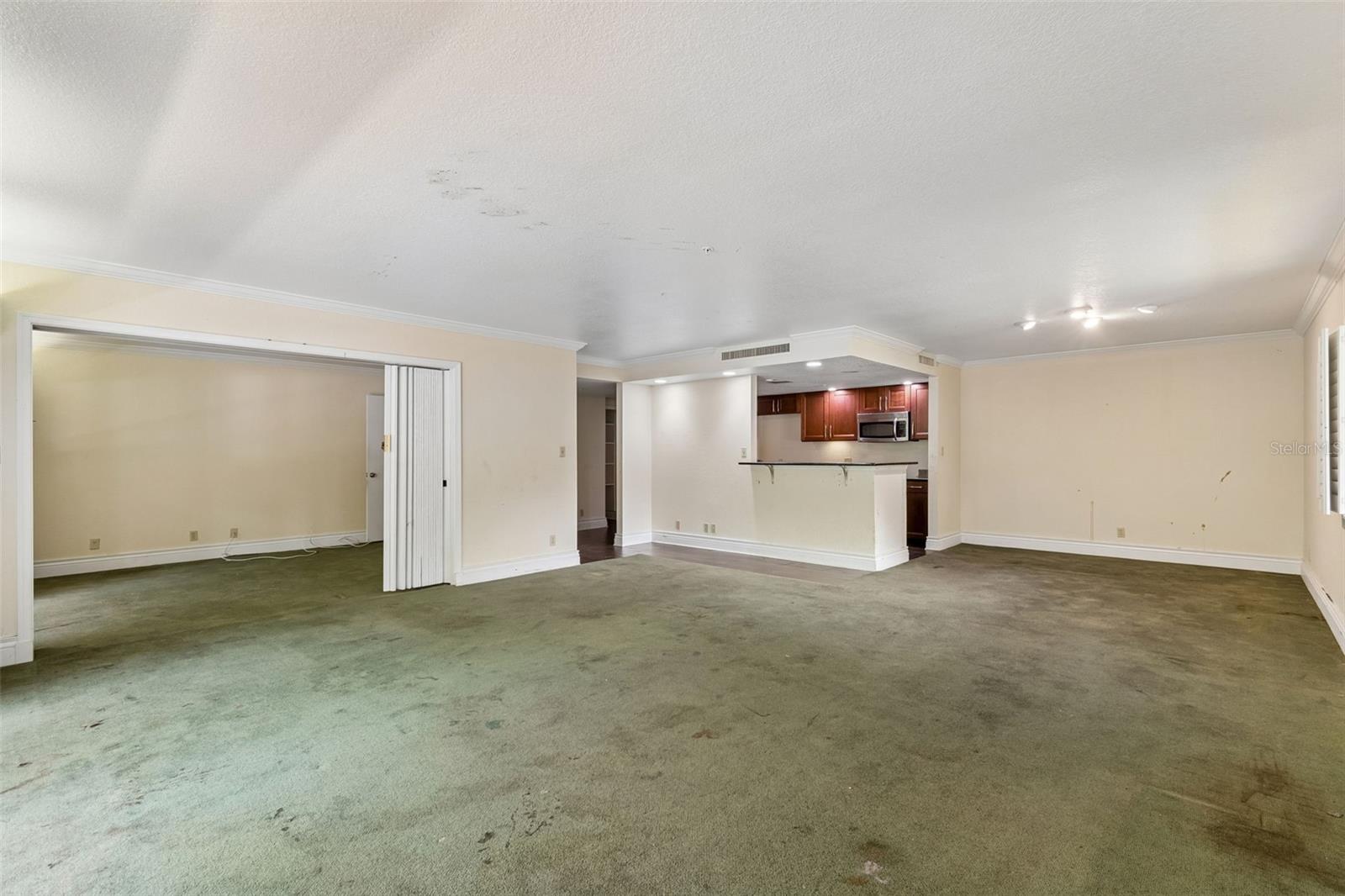 36750 US HIGHWAY 19 N #8-202, PALM HARBOR, FL, 34684
