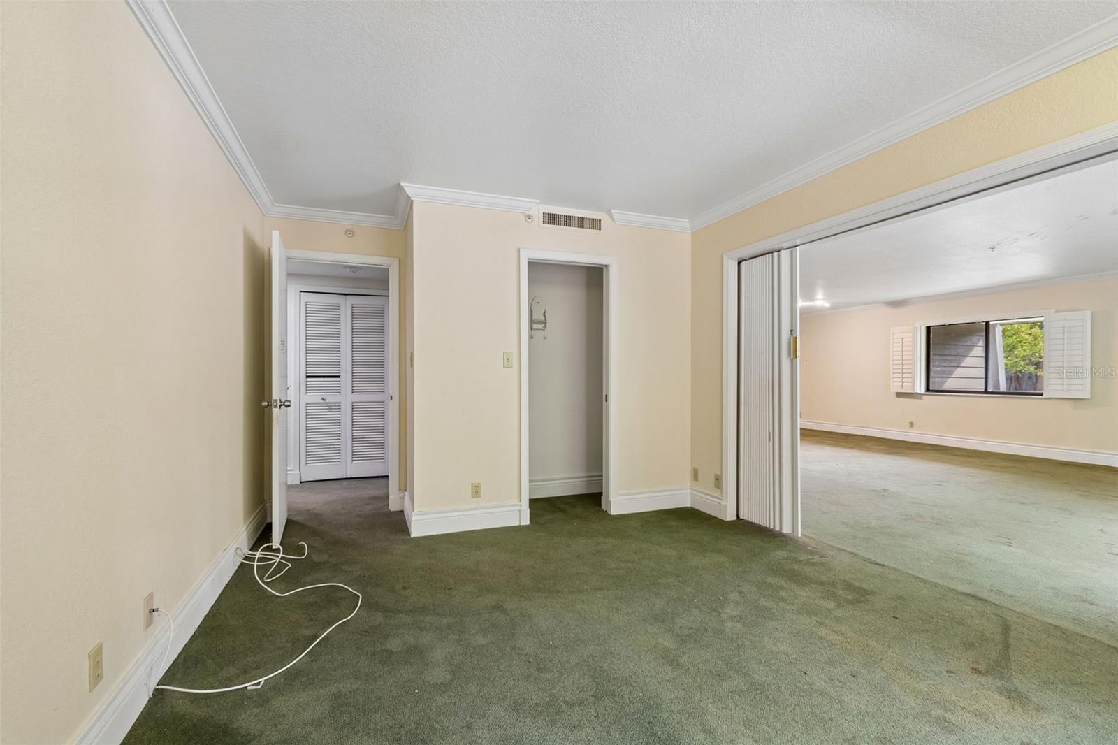 36750 US HIGHWAY 19 N #8-202, PALM HARBOR, FL, 34684