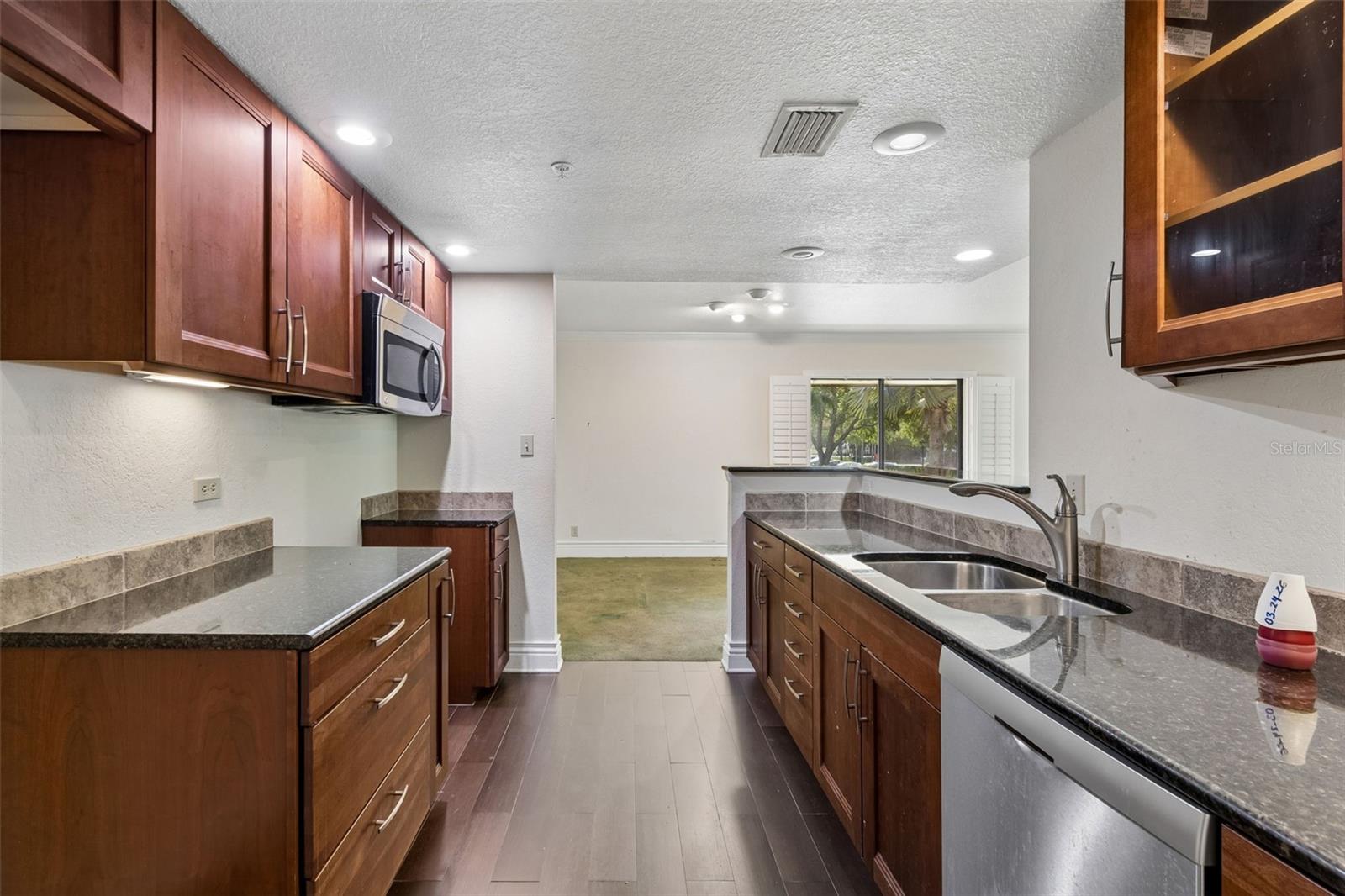 36750 US HIGHWAY 19 N #8-202, PALM HARBOR, FL, 34684