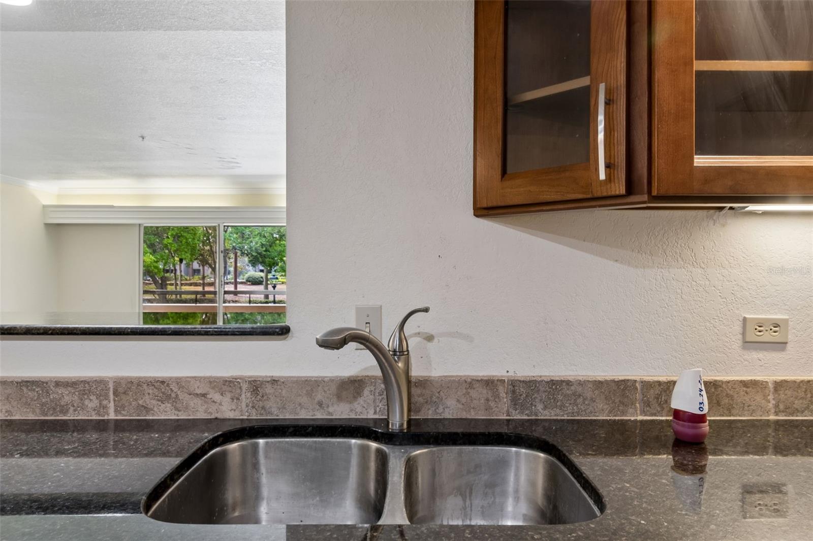 36750 US HIGHWAY 19 N #8-202, PALM HARBOR, FL, 34684