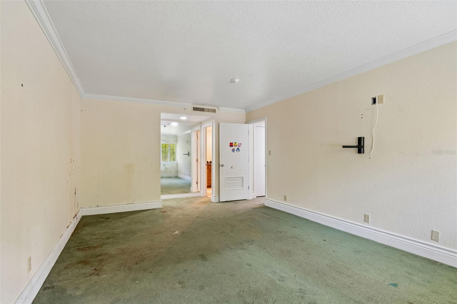 36750 US HIGHWAY 19 N #8-202, PALM HARBOR, FL, 34684