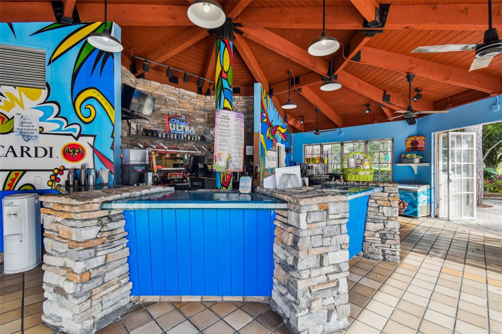 36750 US HIGHWAY 19 N #8-202, PALM HARBOR, FL, 34684