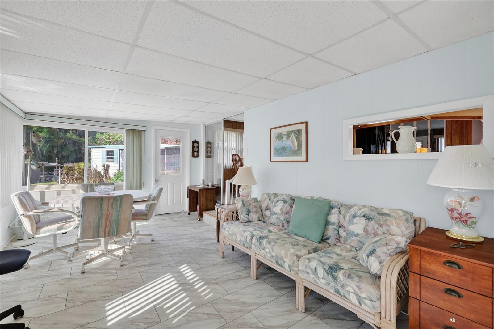 31701 KELLY CIR, TAVARES, FL, 32778