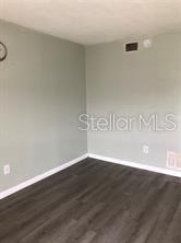 915 W OAK RIDGE RD #B, ORLANDO, FL, 32809