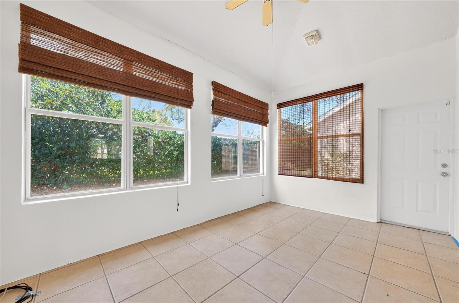 7006 PINE HOLLOW DR, MOUNT DORA, FL, 32757