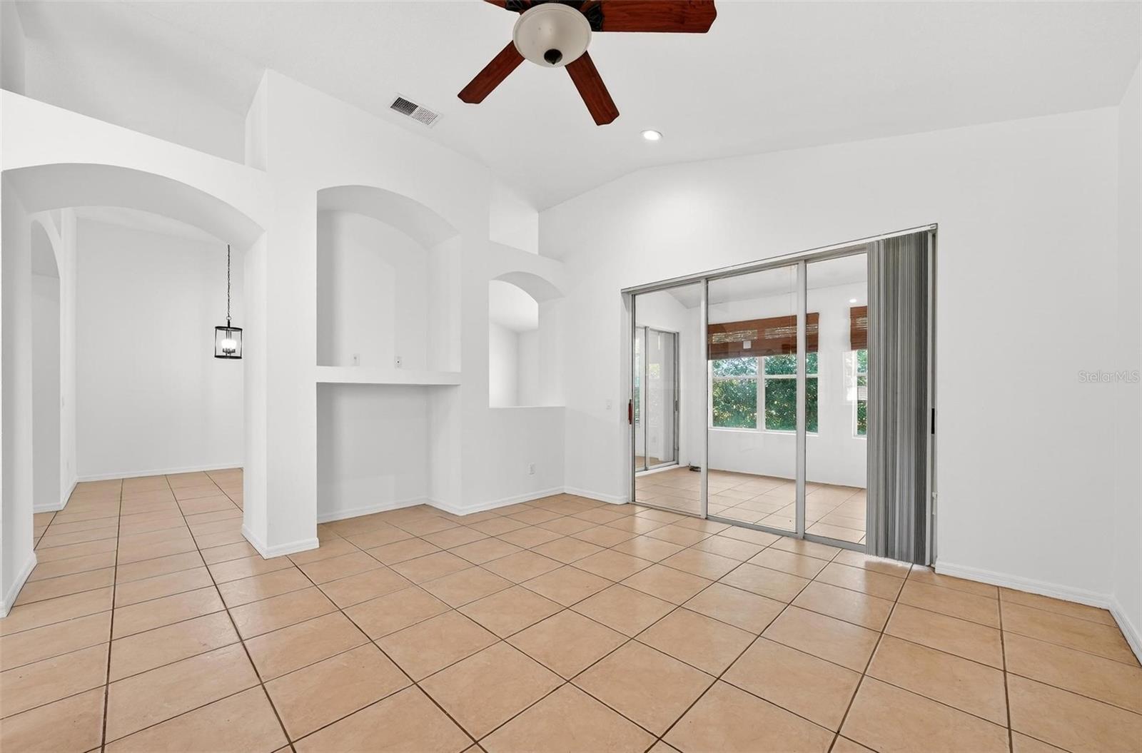 7006 PINE HOLLOW DR, MOUNT DORA, FL, 32757