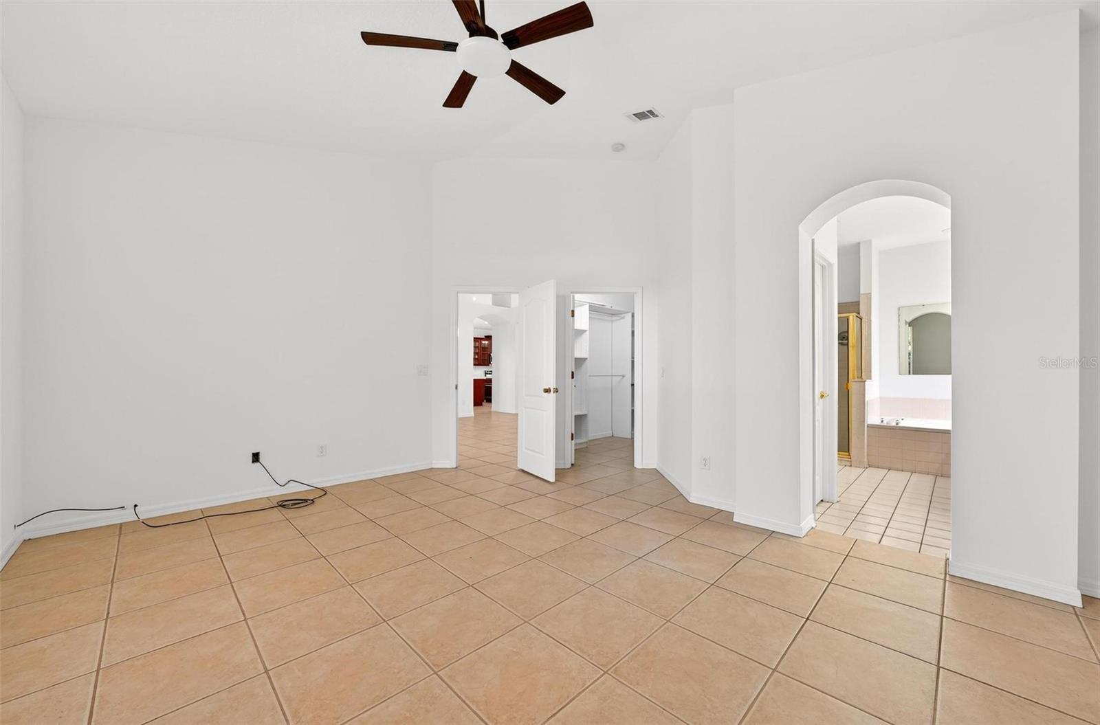 7006 PINE HOLLOW DR, MOUNT DORA, FL, 32757