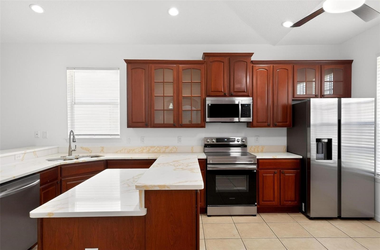 7006 PINE HOLLOW DR, MOUNT DORA, FL, 32757