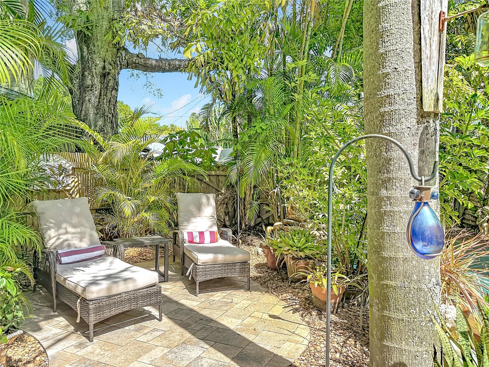 315 8TH AVE NE, ST PETERSBURG, FL, 33701