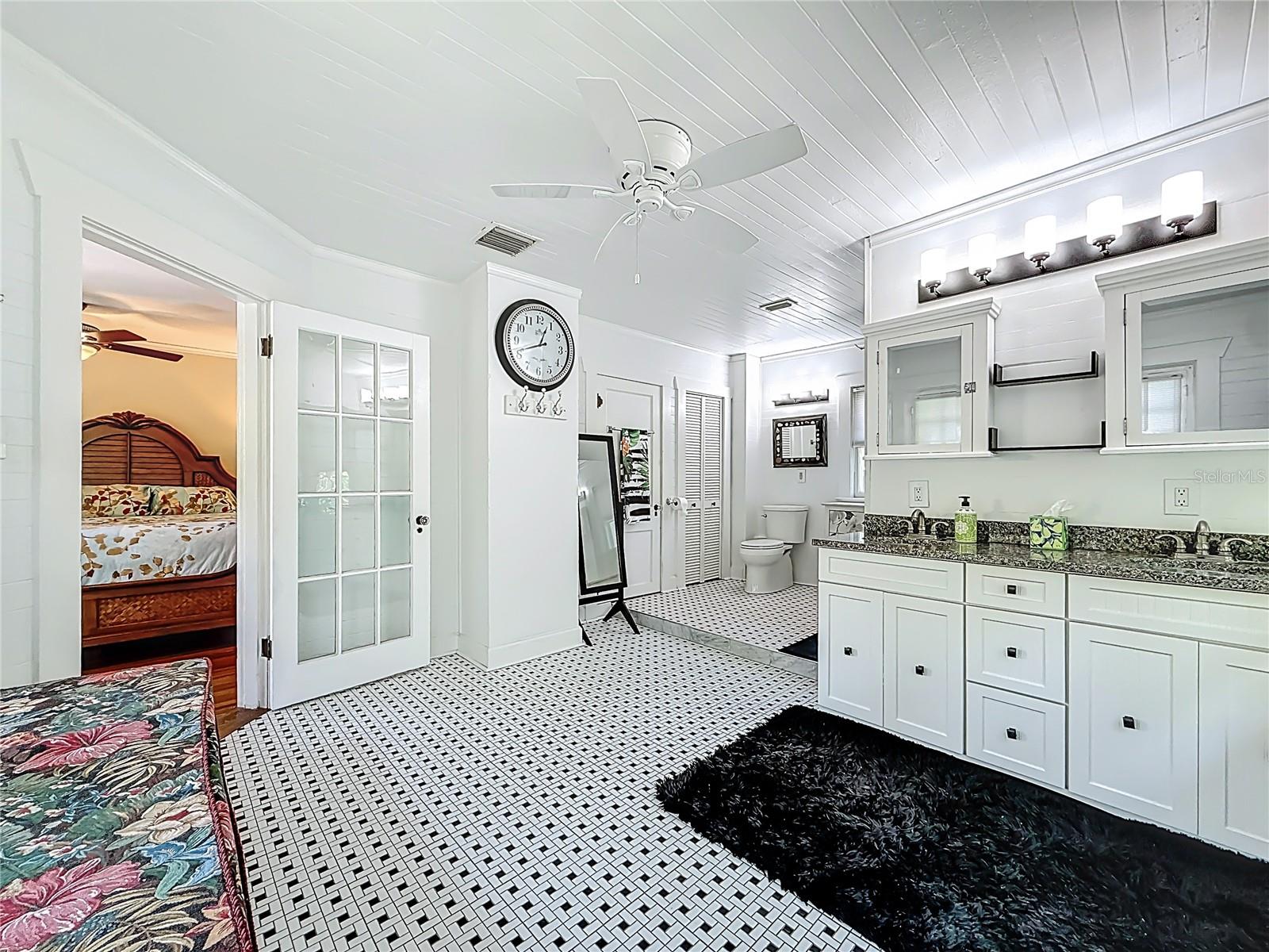 315 8TH AVE NE, ST PETERSBURG, FL, 33701