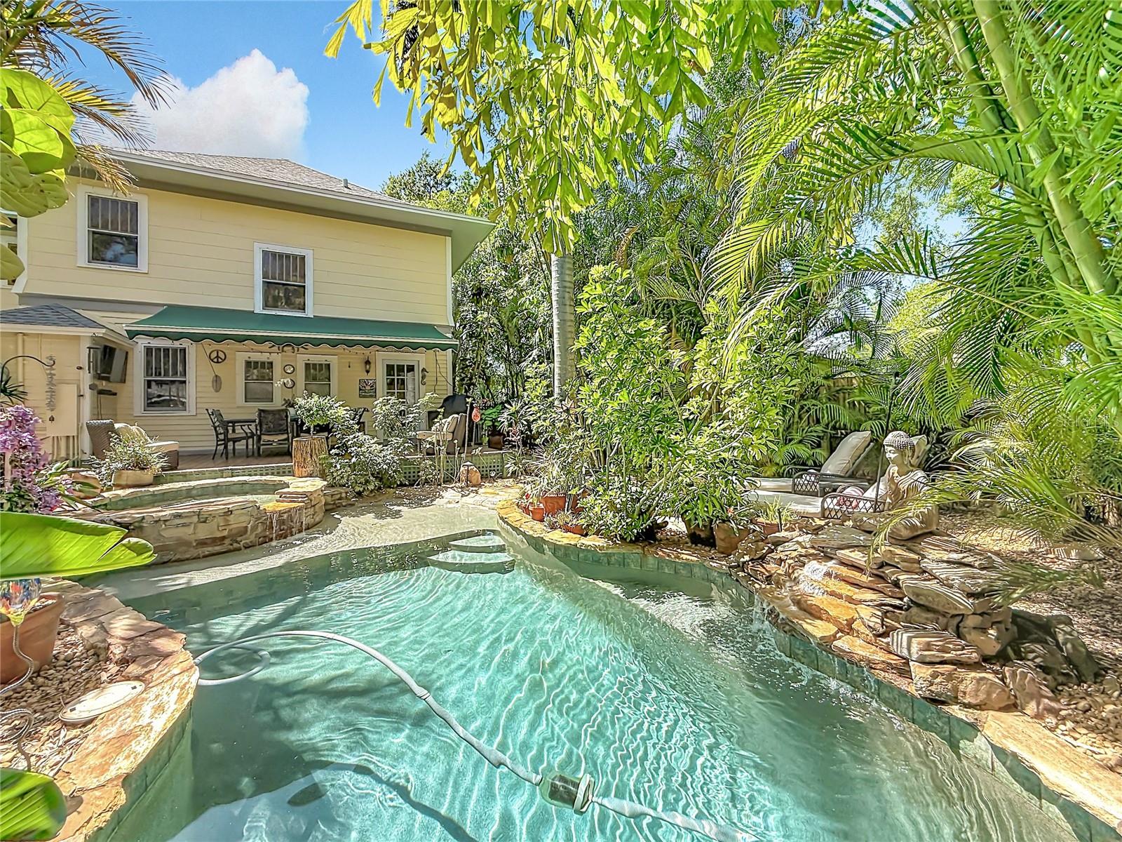 315 8TH AVE NE, ST PETERSBURG, FL, 33701