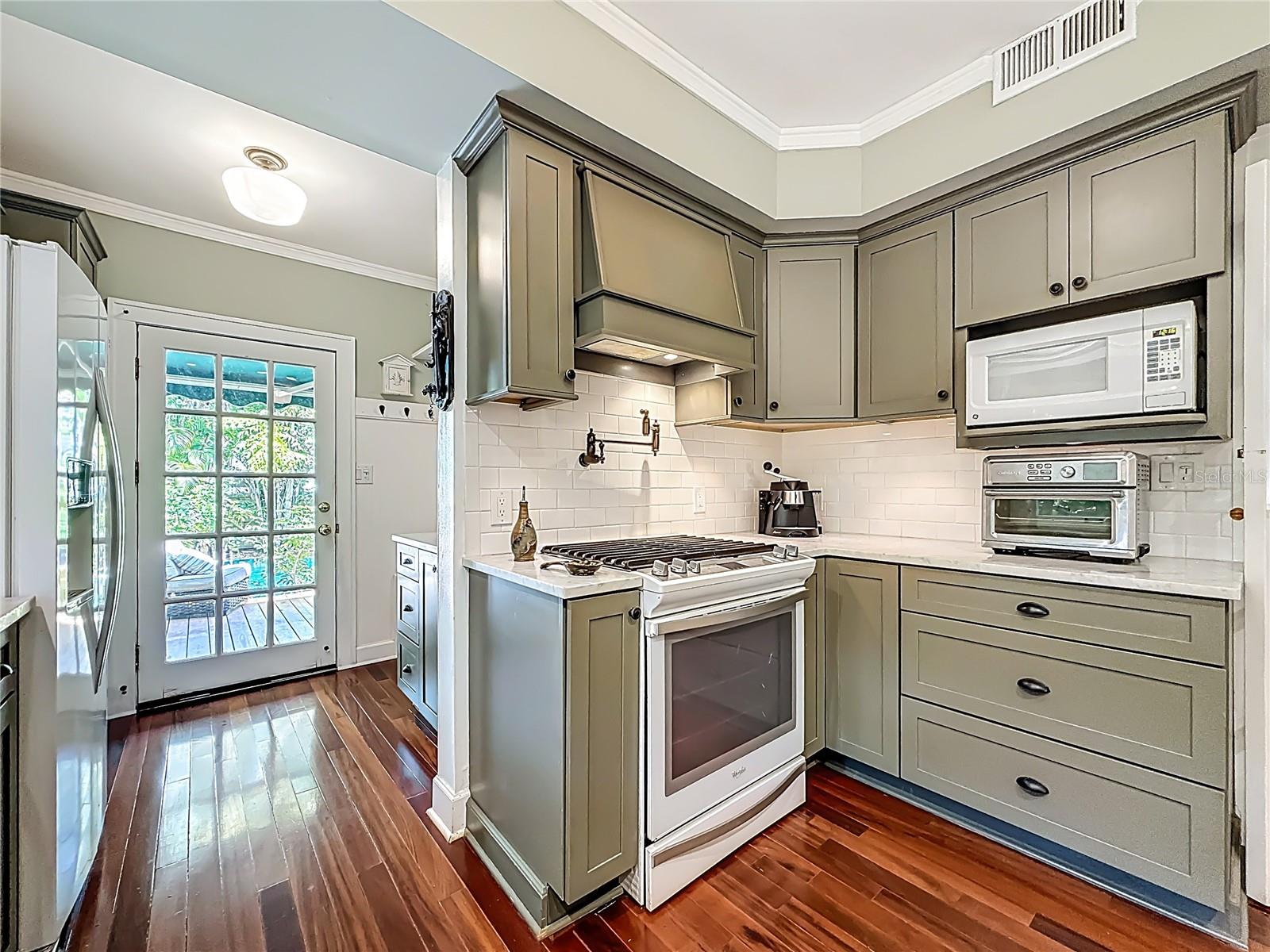 315 8TH AVE NE, ST PETERSBURG, FL, 33701