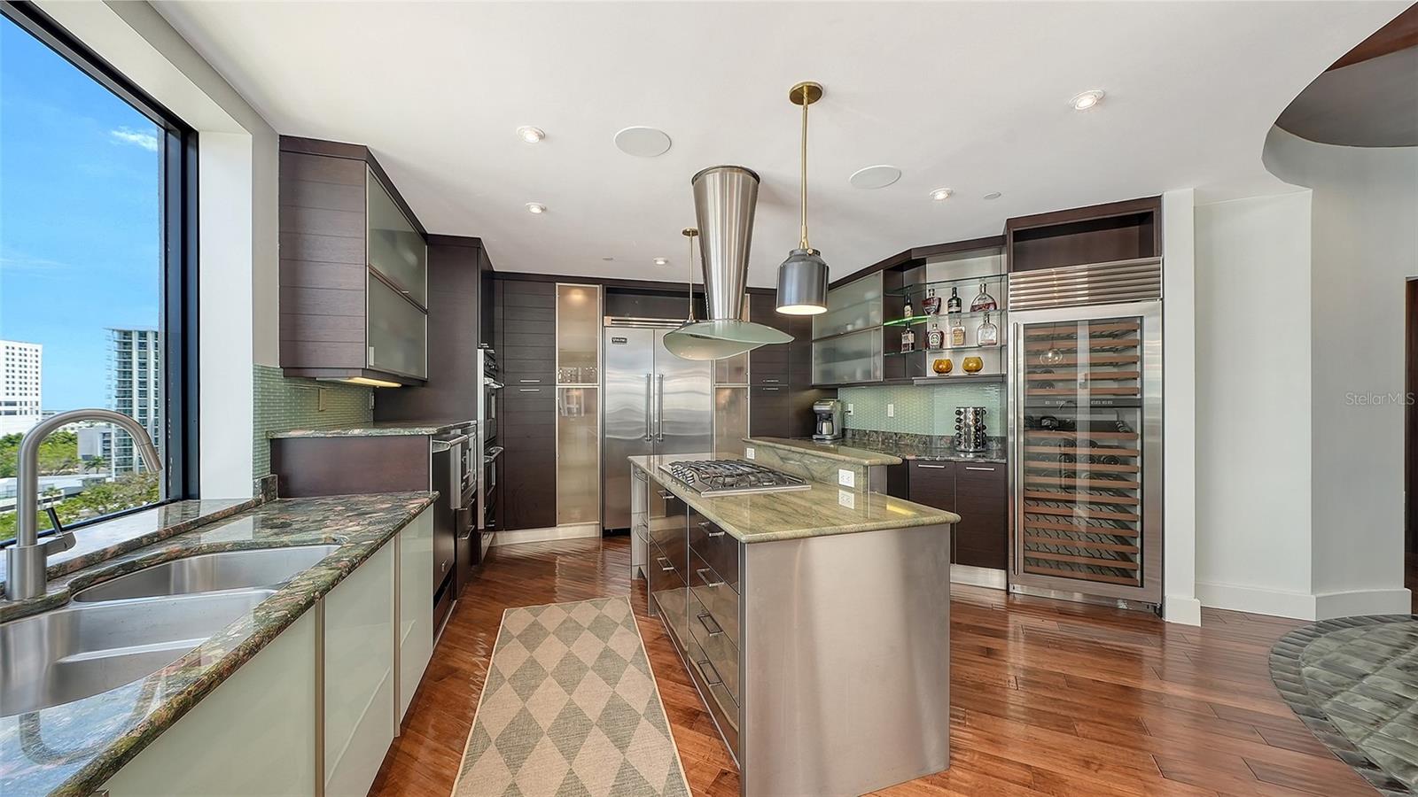 128 GOLDEN GATE PT #901/1001, SARASOTA, FL, 34236