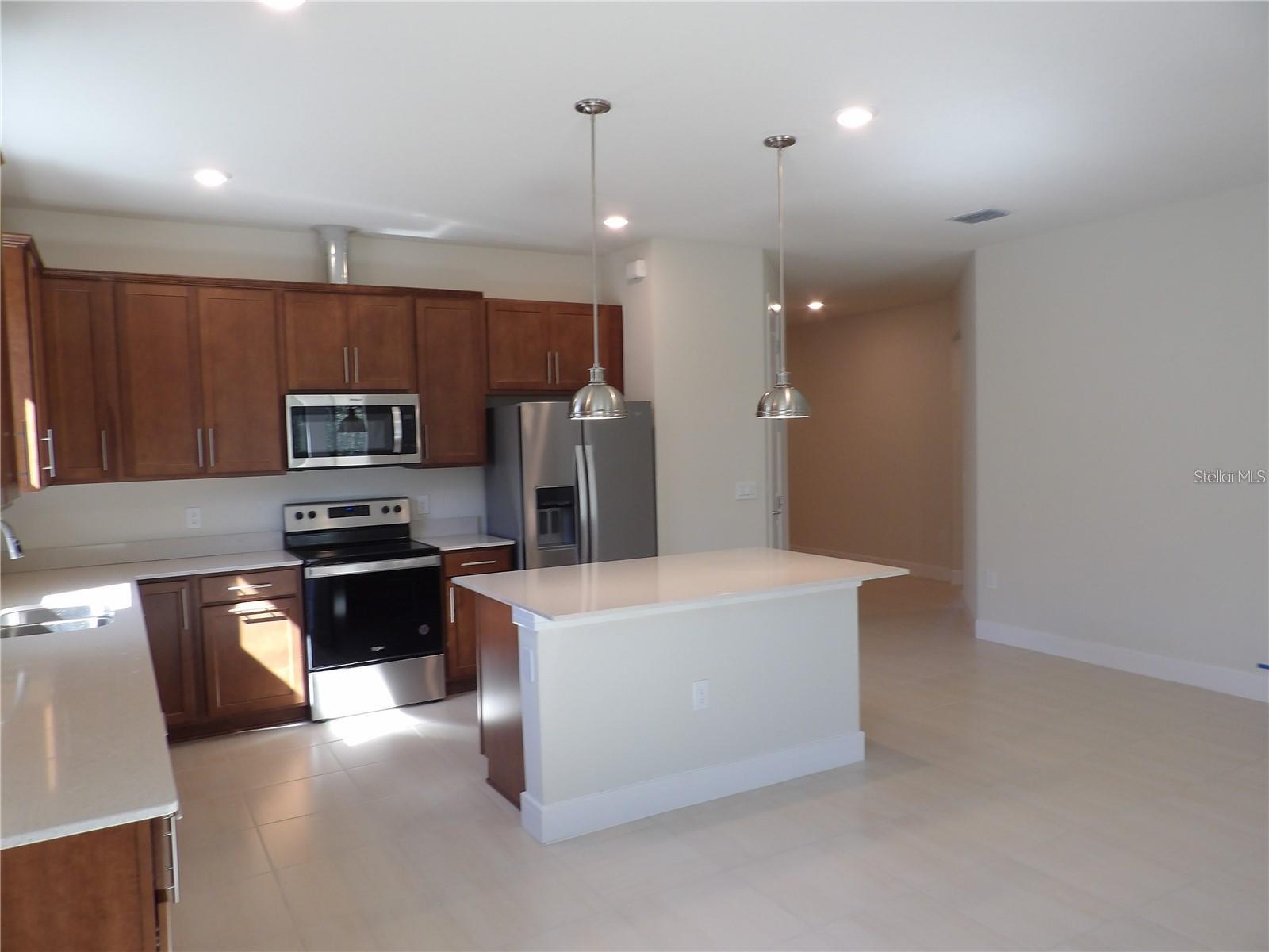 17469 BACK BAY CT, CLERMONT, FL, 34714