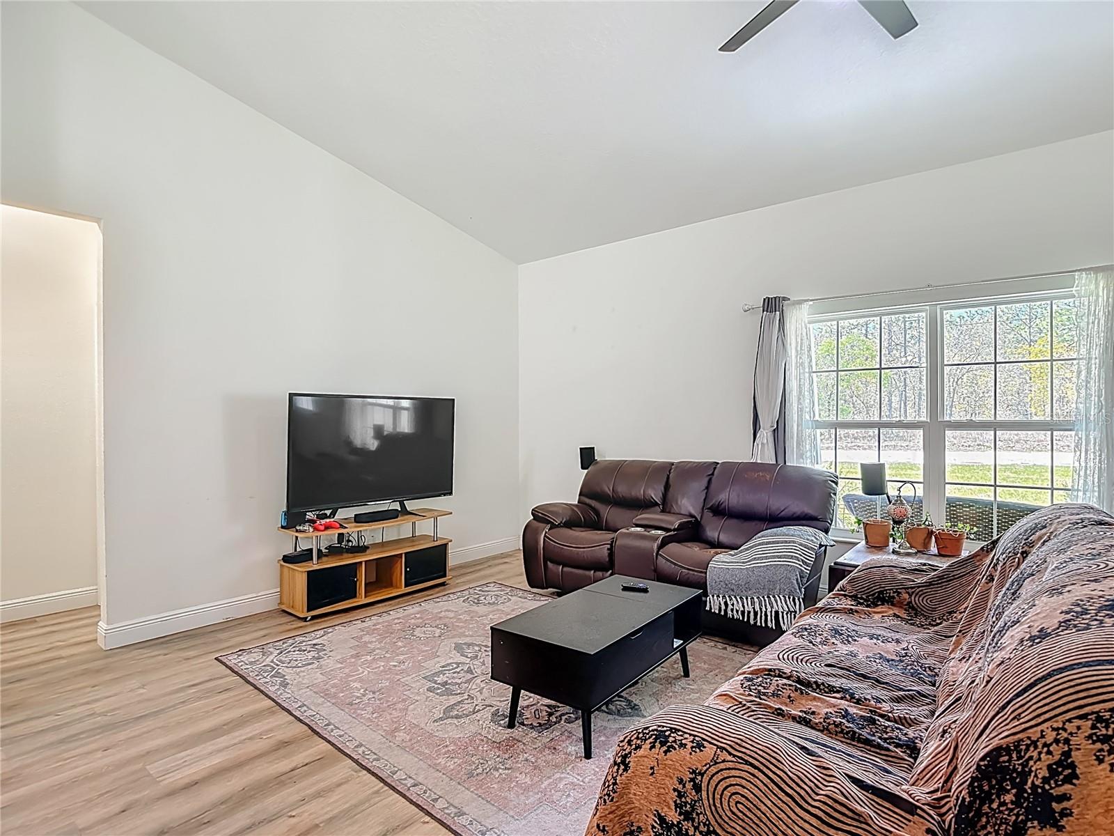 15062 MOUNT IVY RD, WEEKI WACHEE, FL, 34614