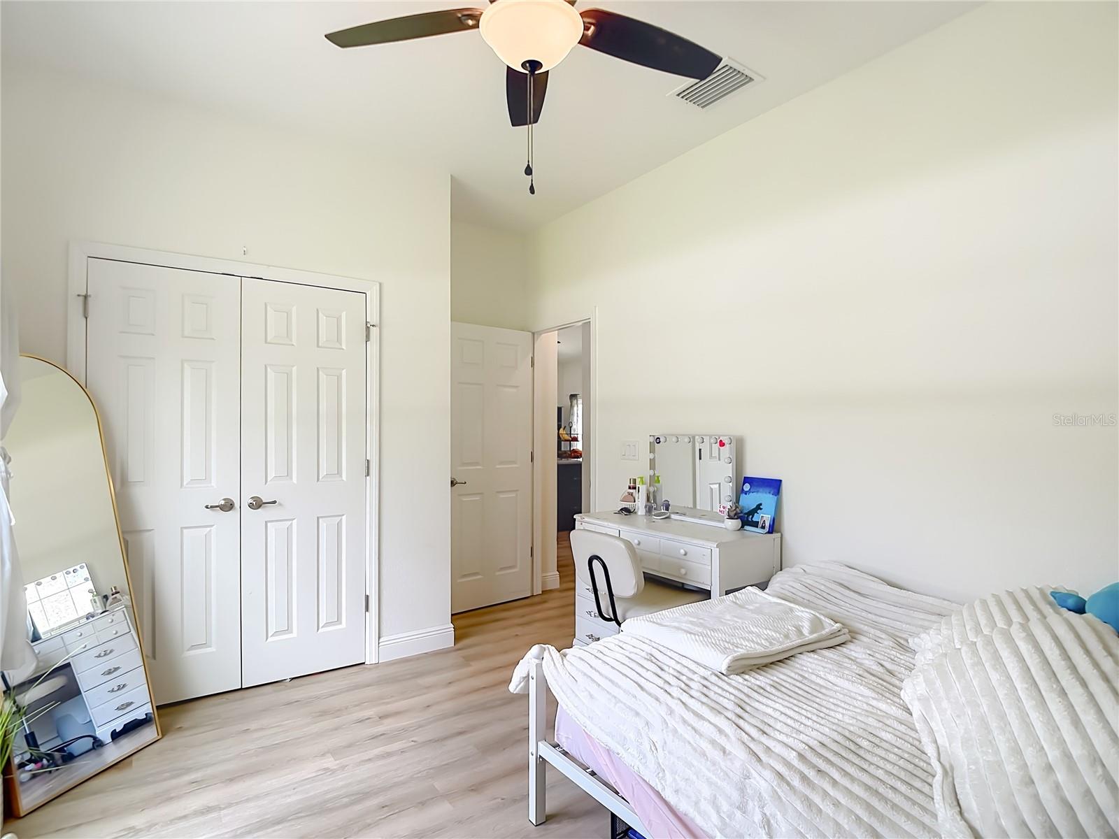 15062 MOUNT IVY RD, WEEKI WACHEE, FL, 34614