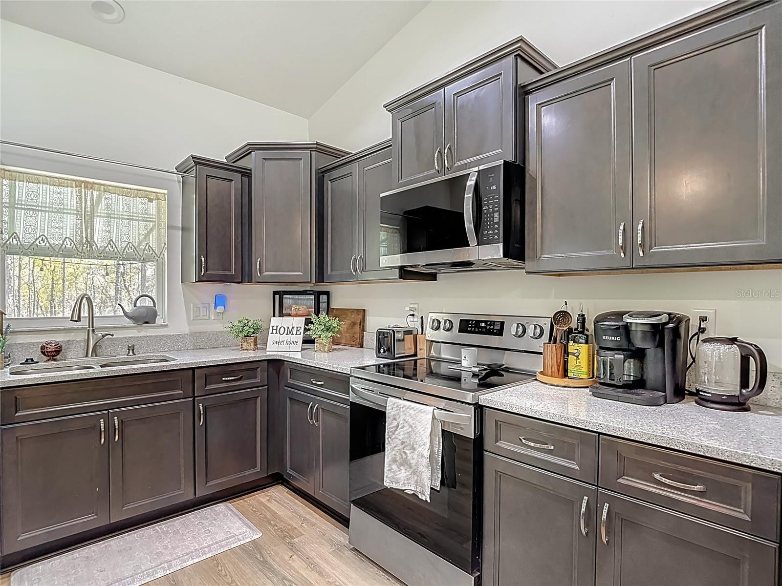 15062 MOUNT IVY RD, WEEKI WACHEE, FL, 34614