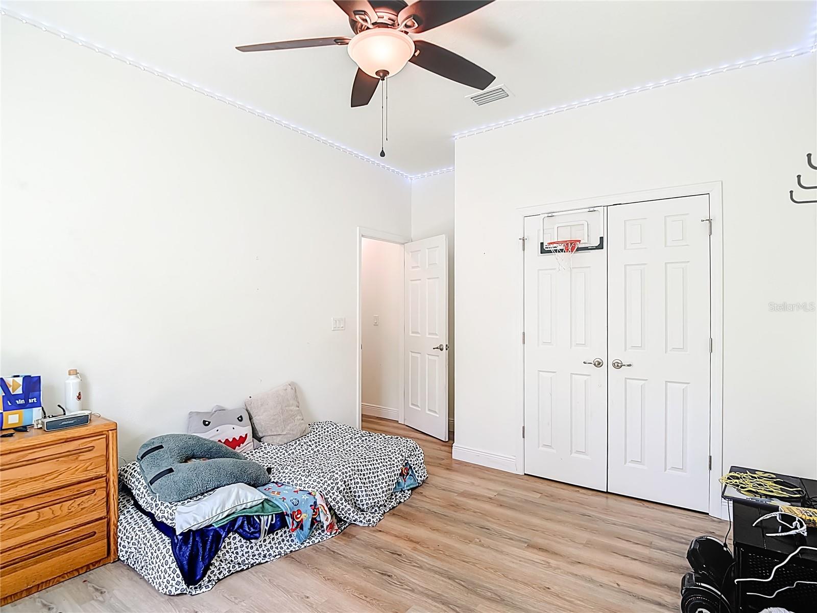 15062 MOUNT IVY RD, WEEKI WACHEE, FL, 34614