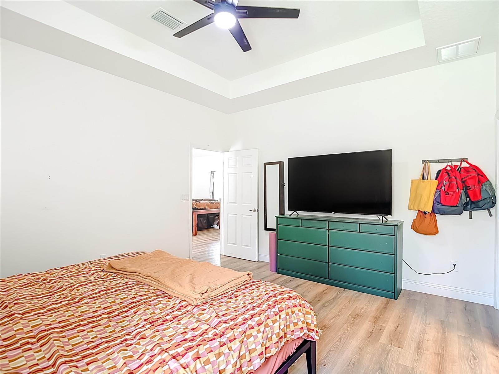 15062 MOUNT IVY RD, WEEKI WACHEE, FL, 34614
