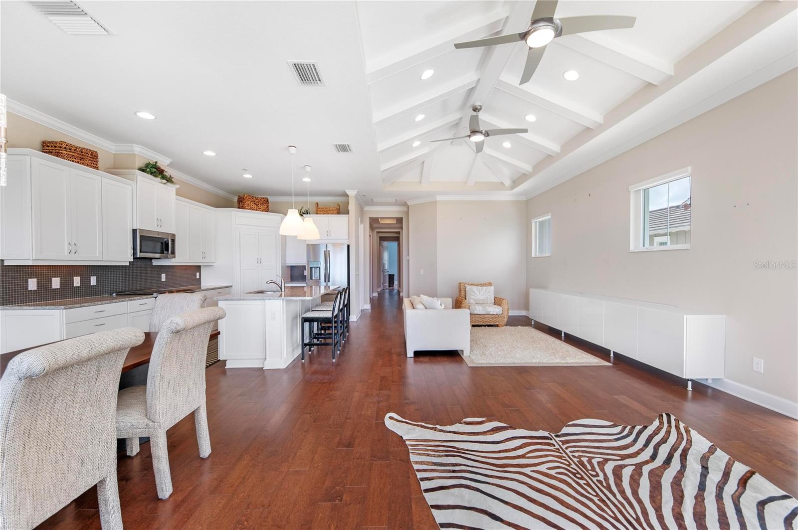 342 CASTAWAY CAY DR #201, BRADENTON, FL, 34209