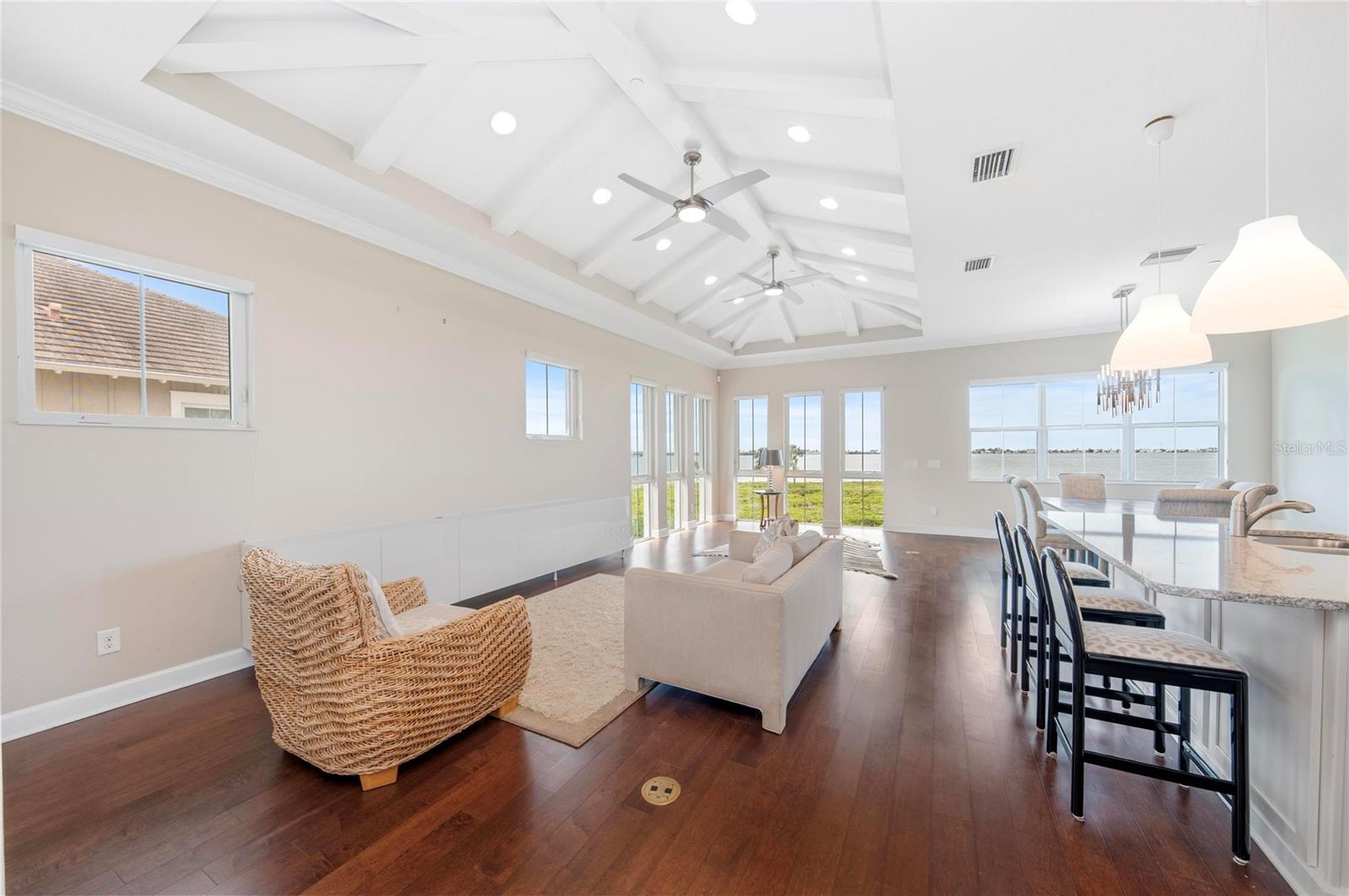 342 CASTAWAY CAY DR #201, BRADENTON, FL, 34209