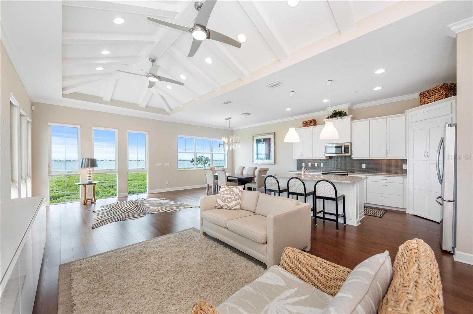 342 CASTAWAY CAY DR #201, BRADENTON, FL, 34209