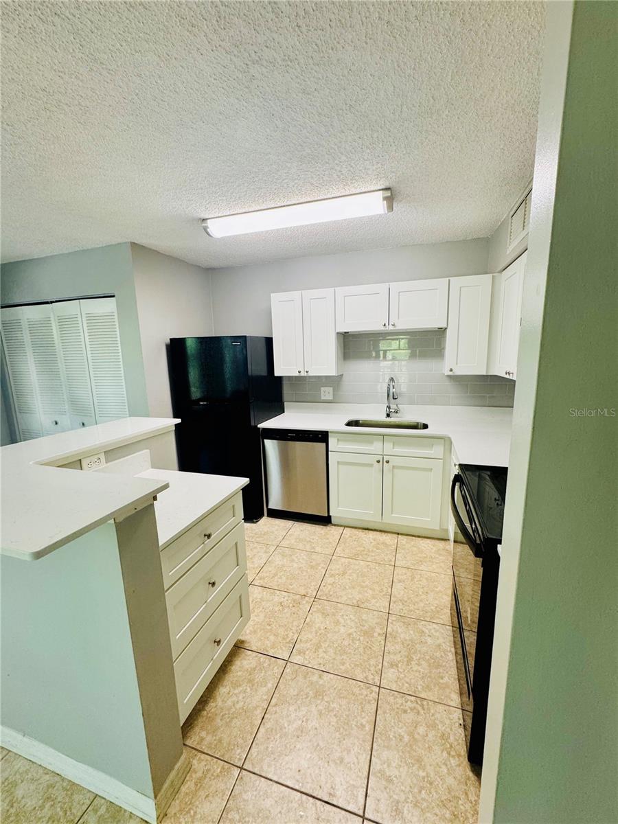 385 WOODSIDE DR #201, ALTAMONTE SPRINGS, FL, 32701
