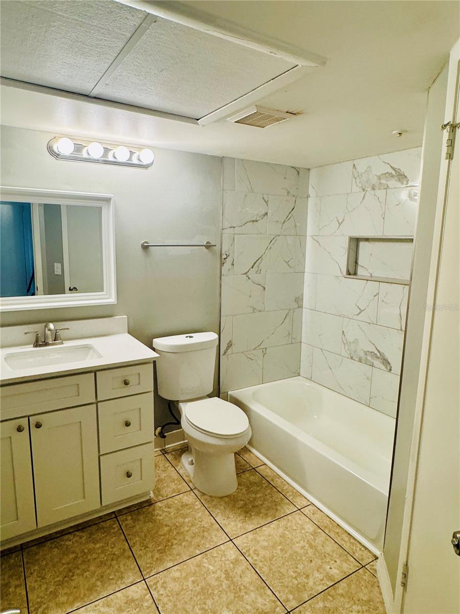 385 WOODSIDE DR #201, ALTAMONTE SPRINGS, FL, 32701