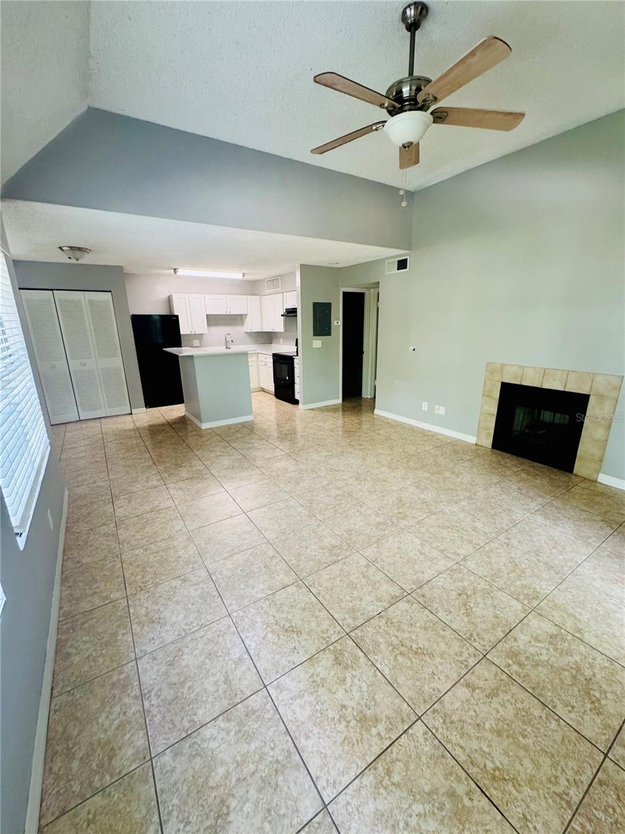 385 WOODSIDE DR #201, ALTAMONTE SPRINGS, FL, 32701