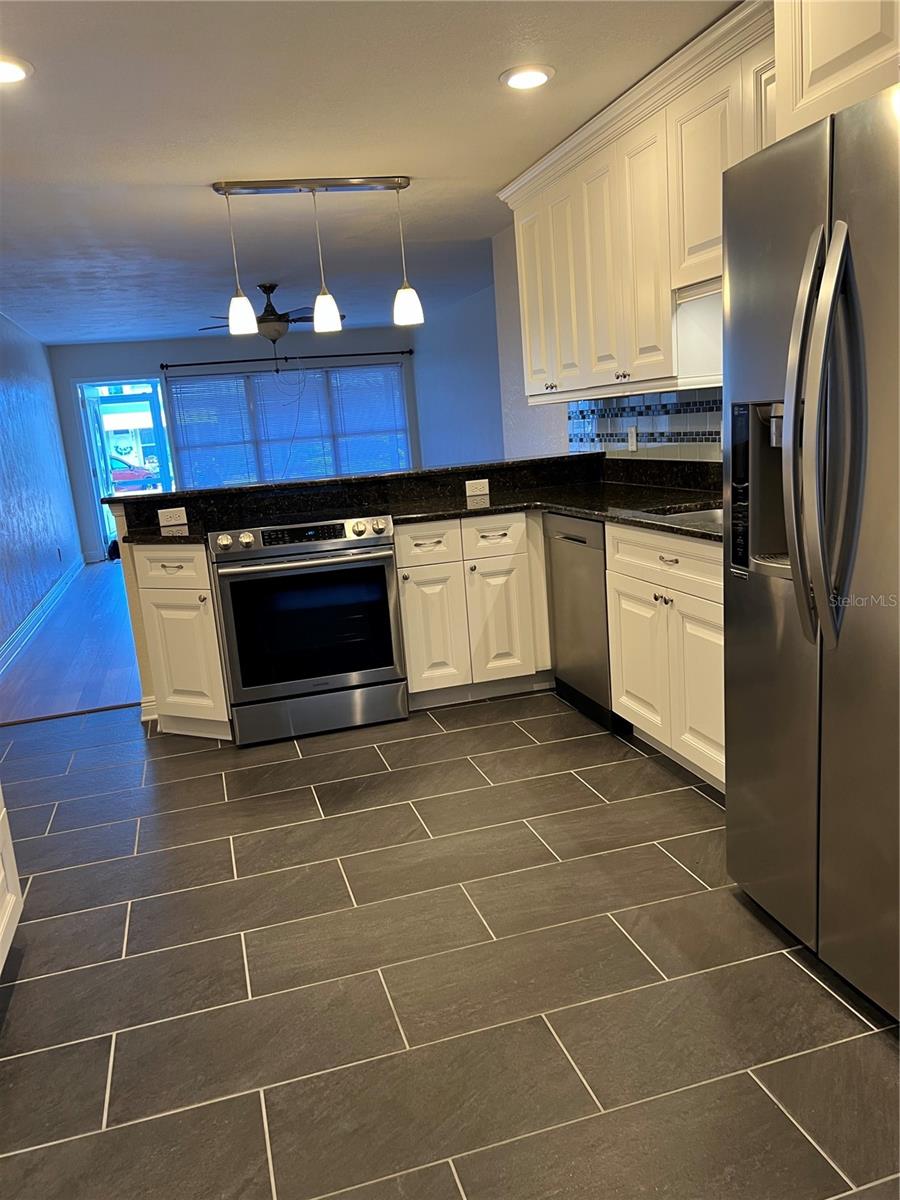 4061 55TH WAY N #942, KENNETH CITY, FL, 33709