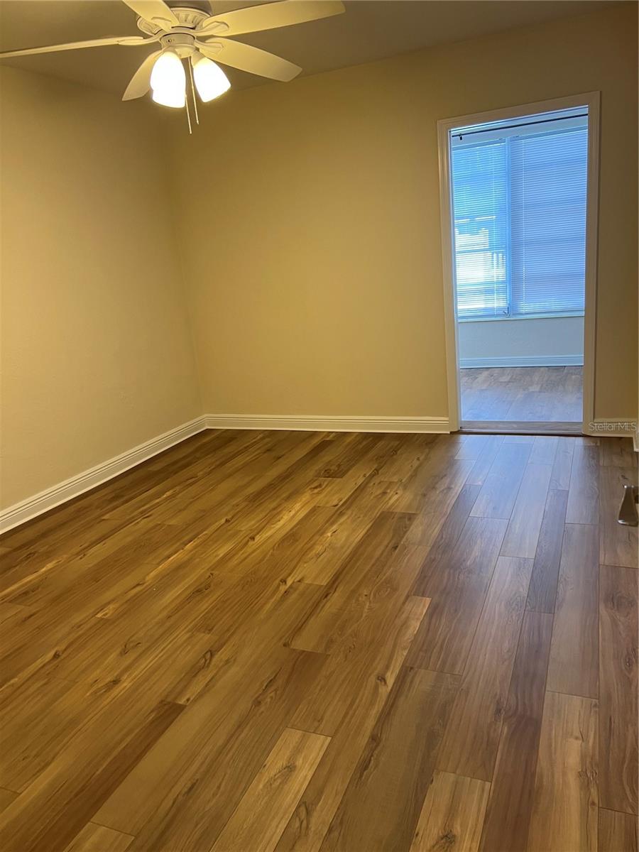 4061 55TH WAY N #942, KENNETH CITY, FL, 33709