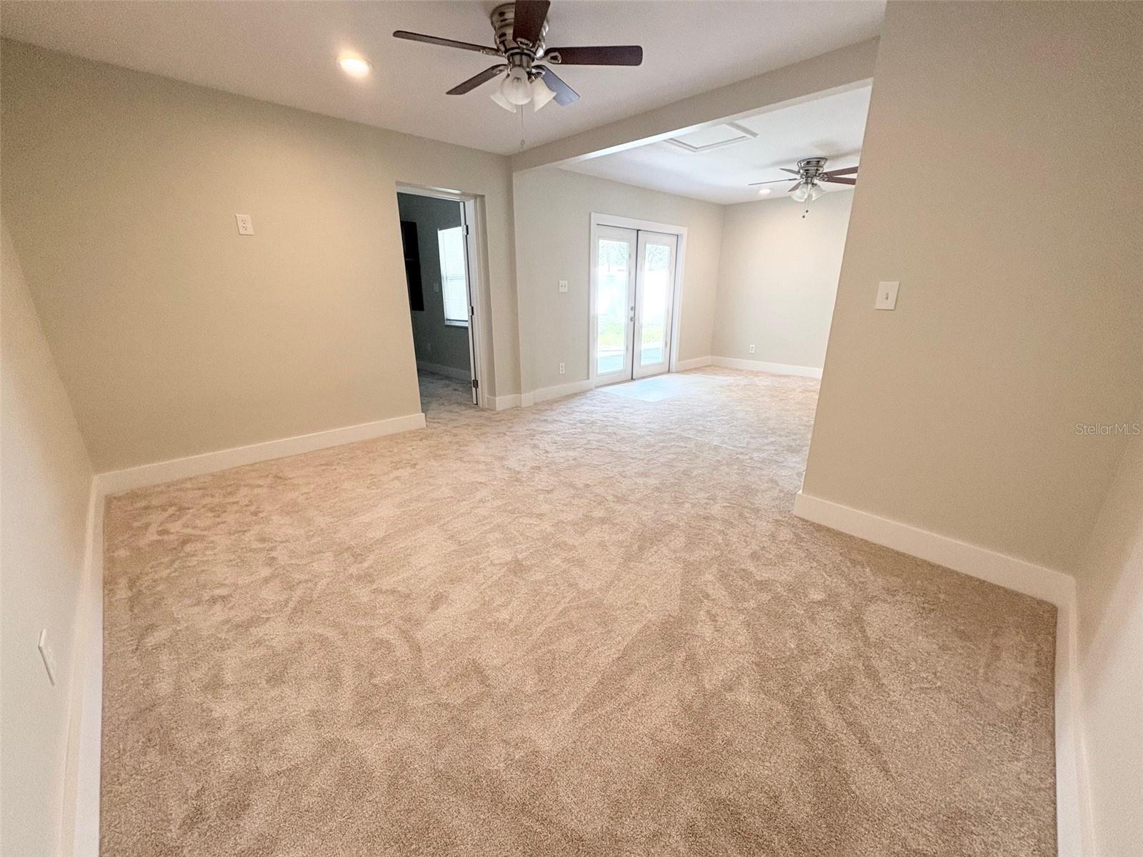 736 86TH AVE N, ST PETERSBURG, FL, 33702