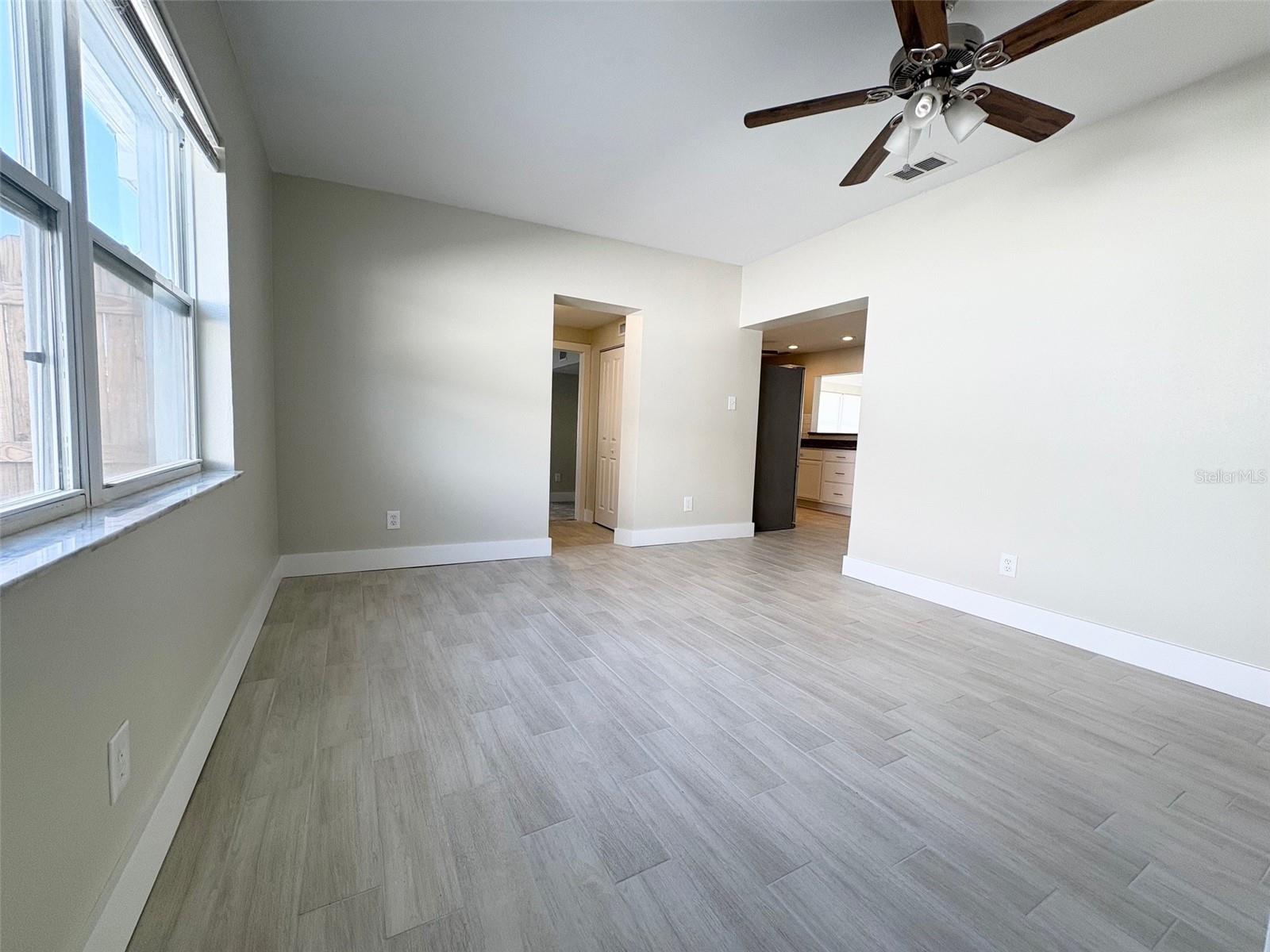 736 86TH AVE N, ST PETERSBURG, FL, 33702