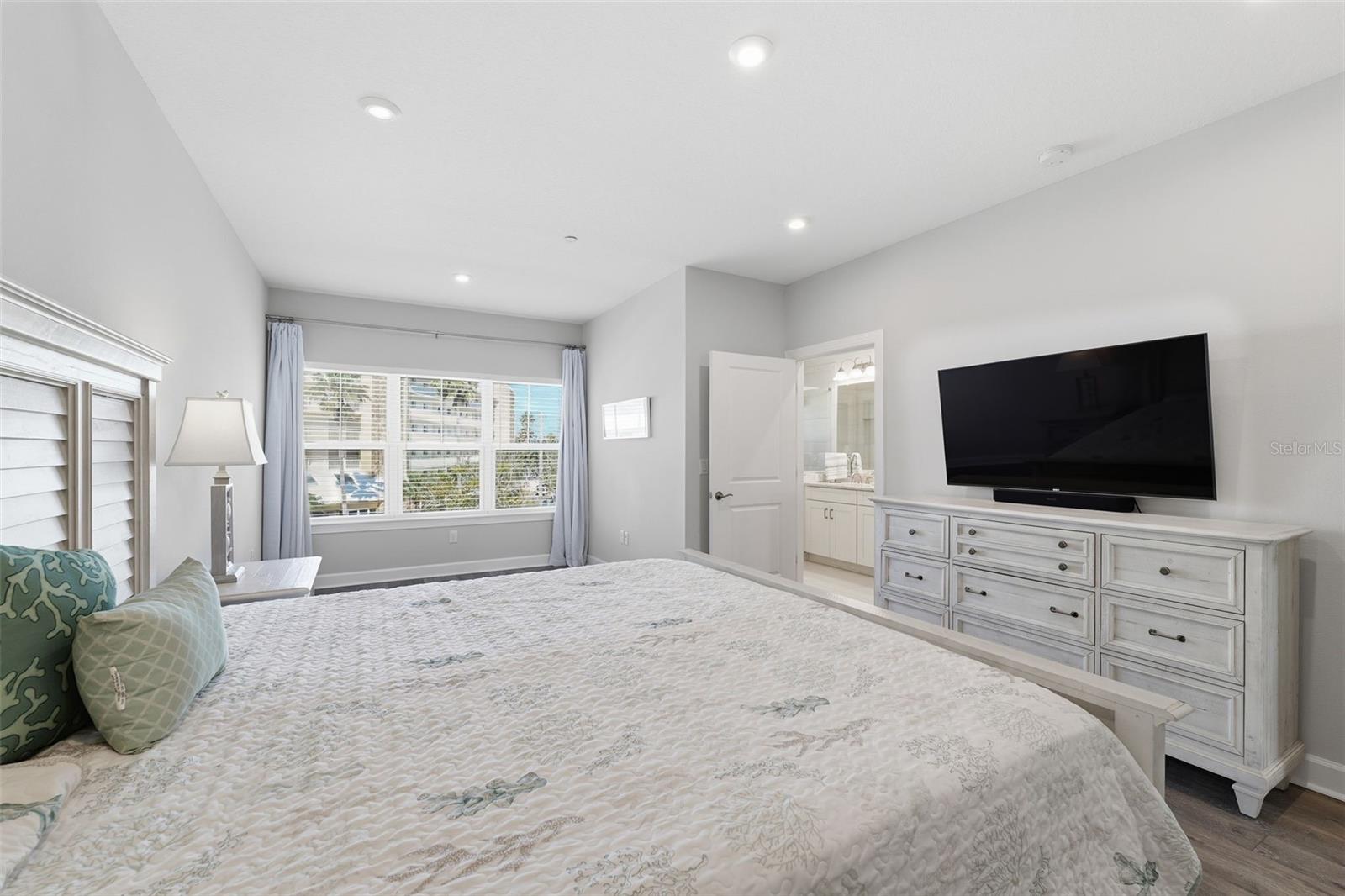 2516 CORAL CT, INDIAN ROCKS BEACH, FL, 33785