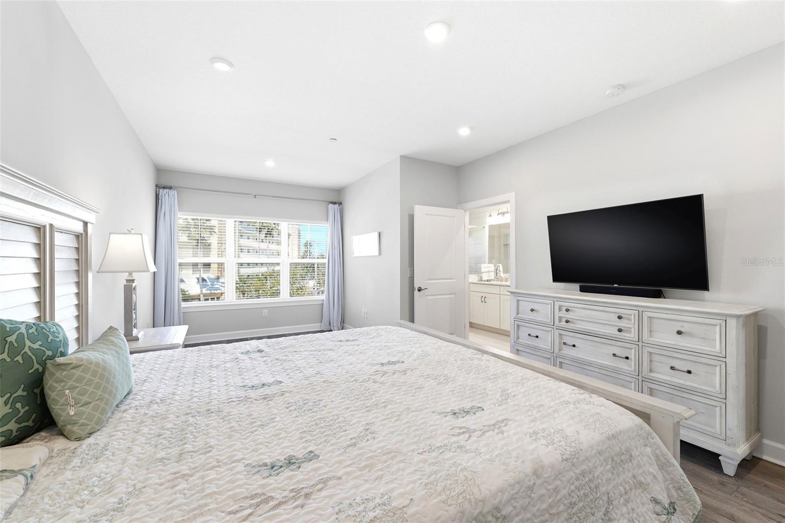 2516 CORAL CT, INDIAN ROCKS BEACH, FL, 33785