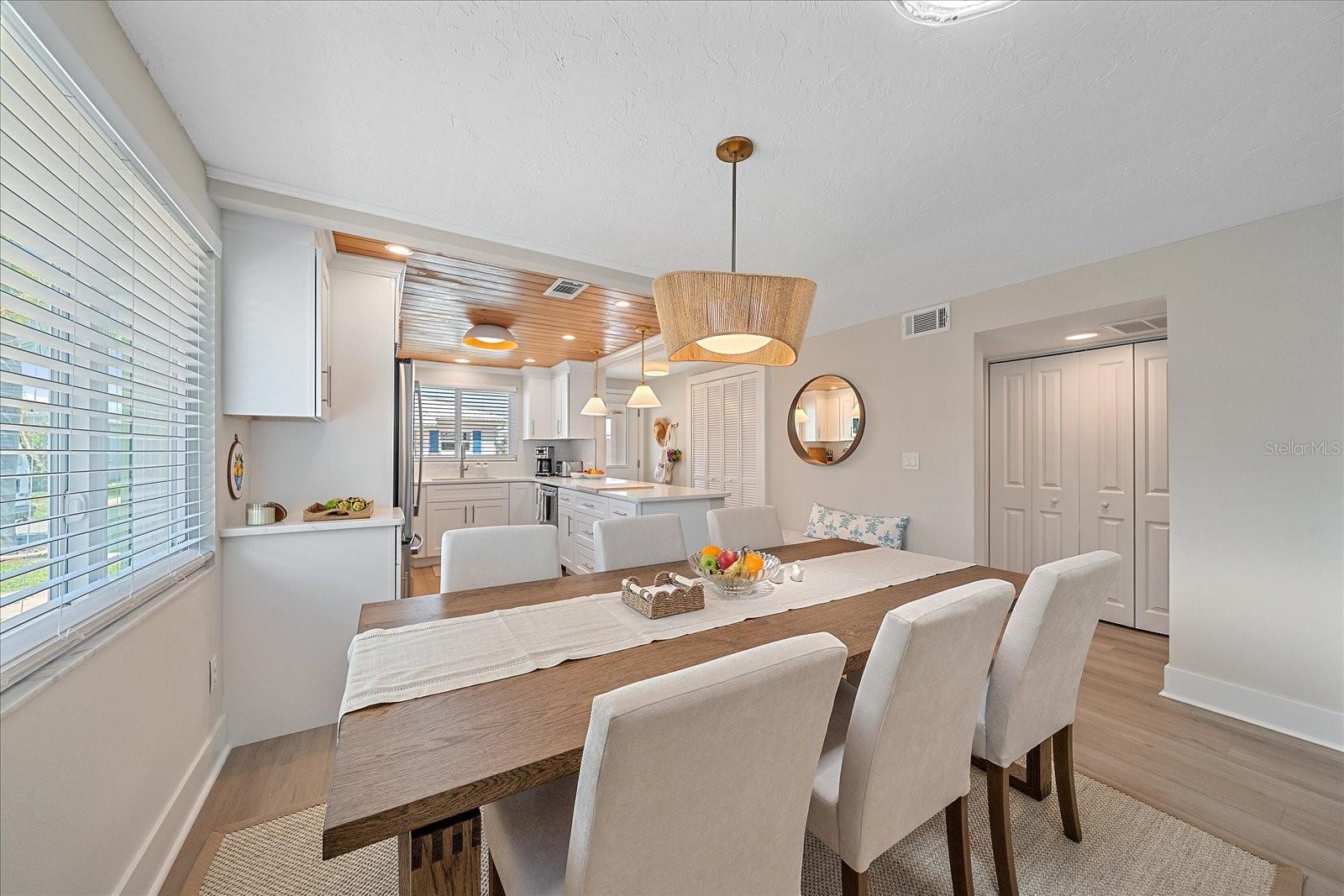 914 SPANISH DR S #76, LONGBOAT KEY, FL, 34228