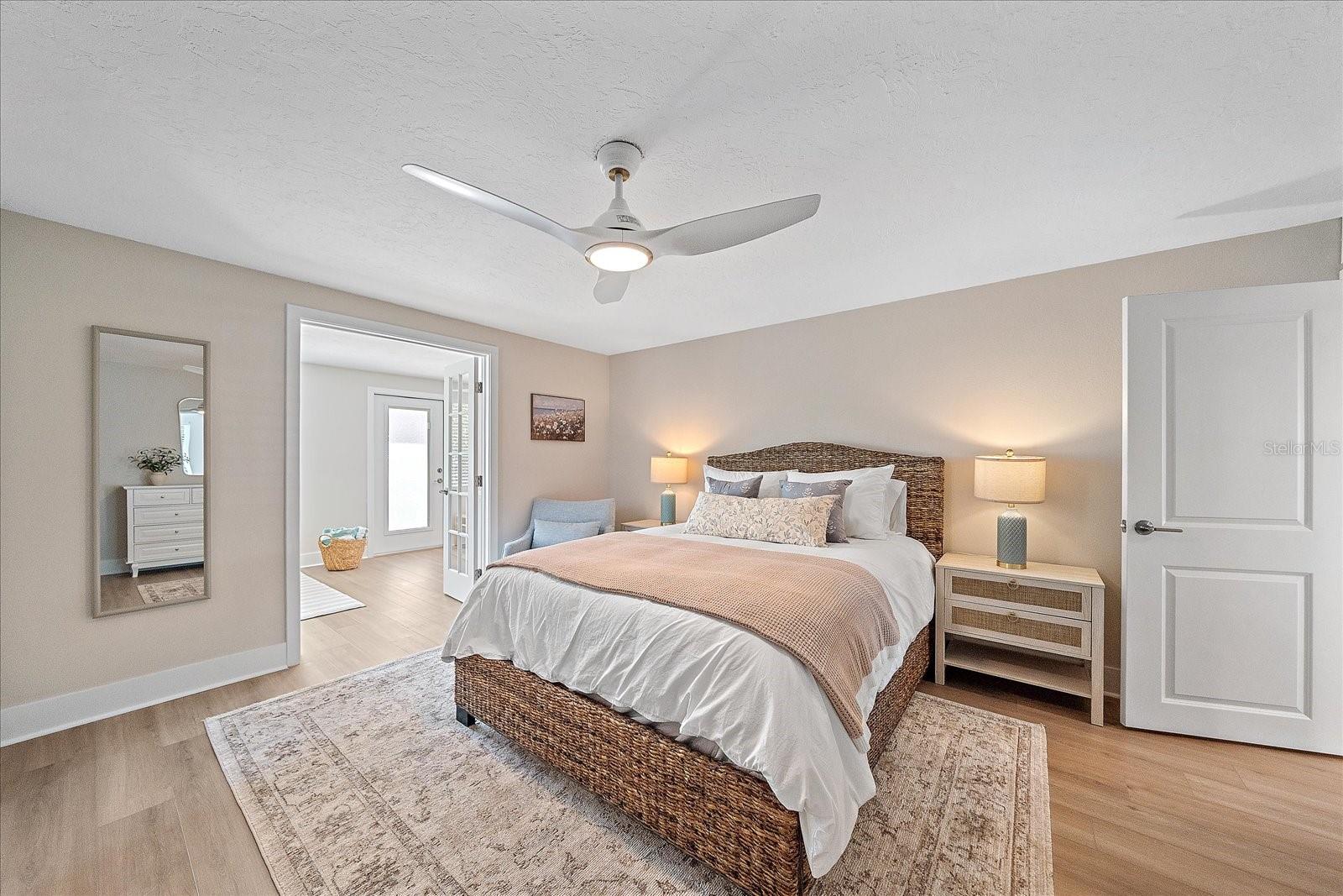 914 SPANISH DR S #76, LONGBOAT KEY, FL, 34228