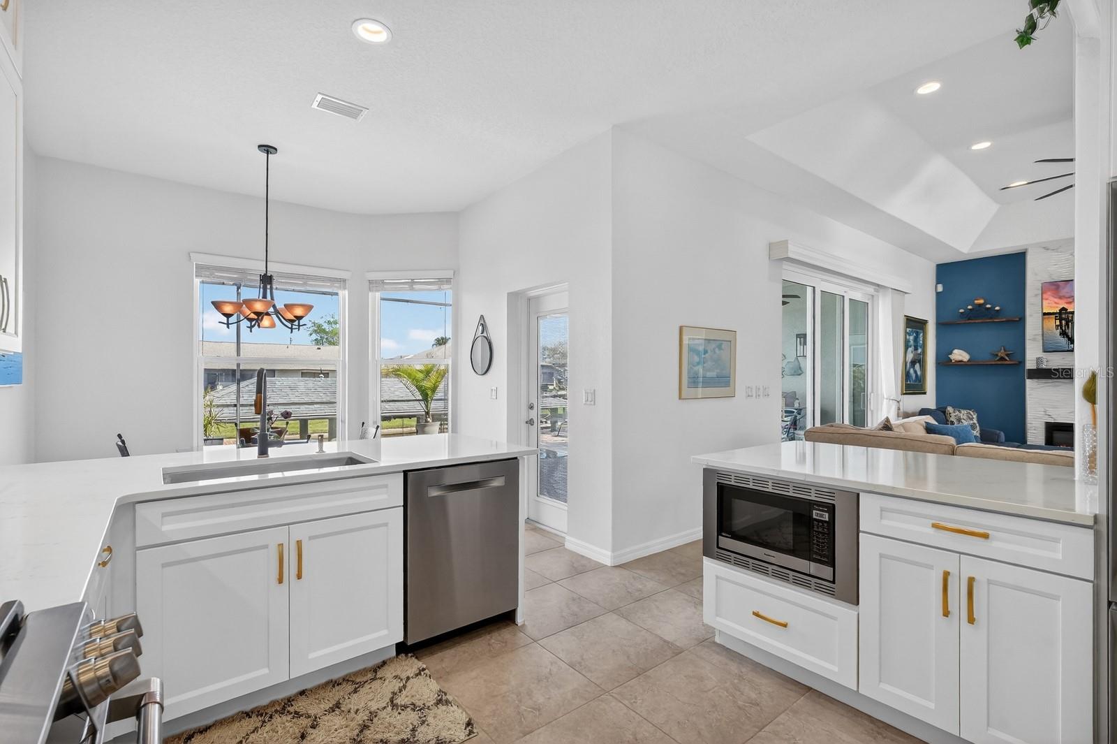 11 COTTONTON CT, PALM COAST, FL, 32137