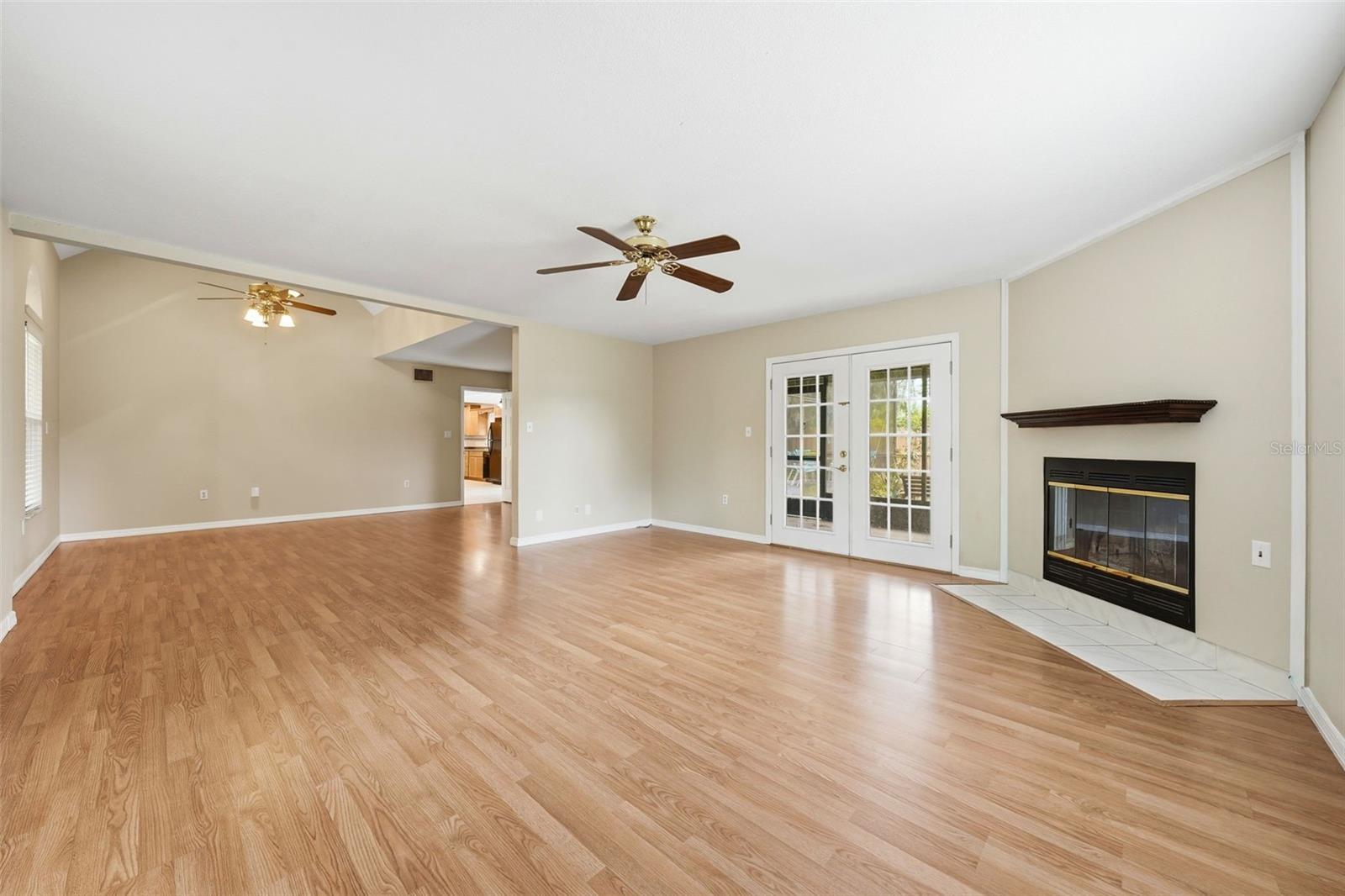 12311 N PUTNEY CT, LEESBURG, FL, 34788