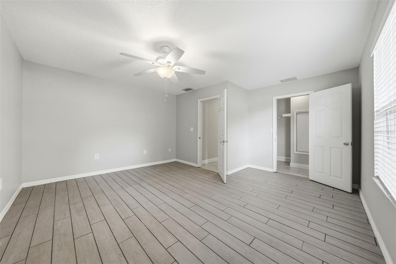 12311 N PUTNEY CT, LEESBURG, FL, 34788