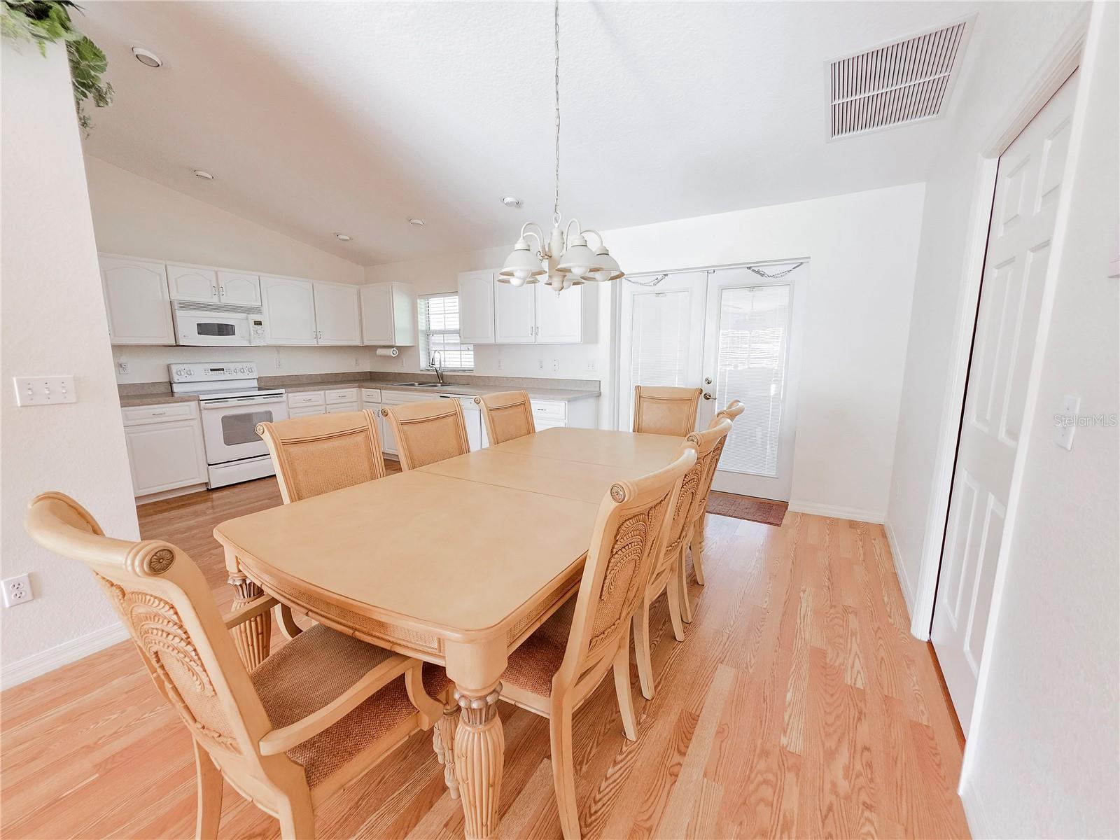 1277 GRANADA AVE, DAYTONA BEACH, FL, 32117