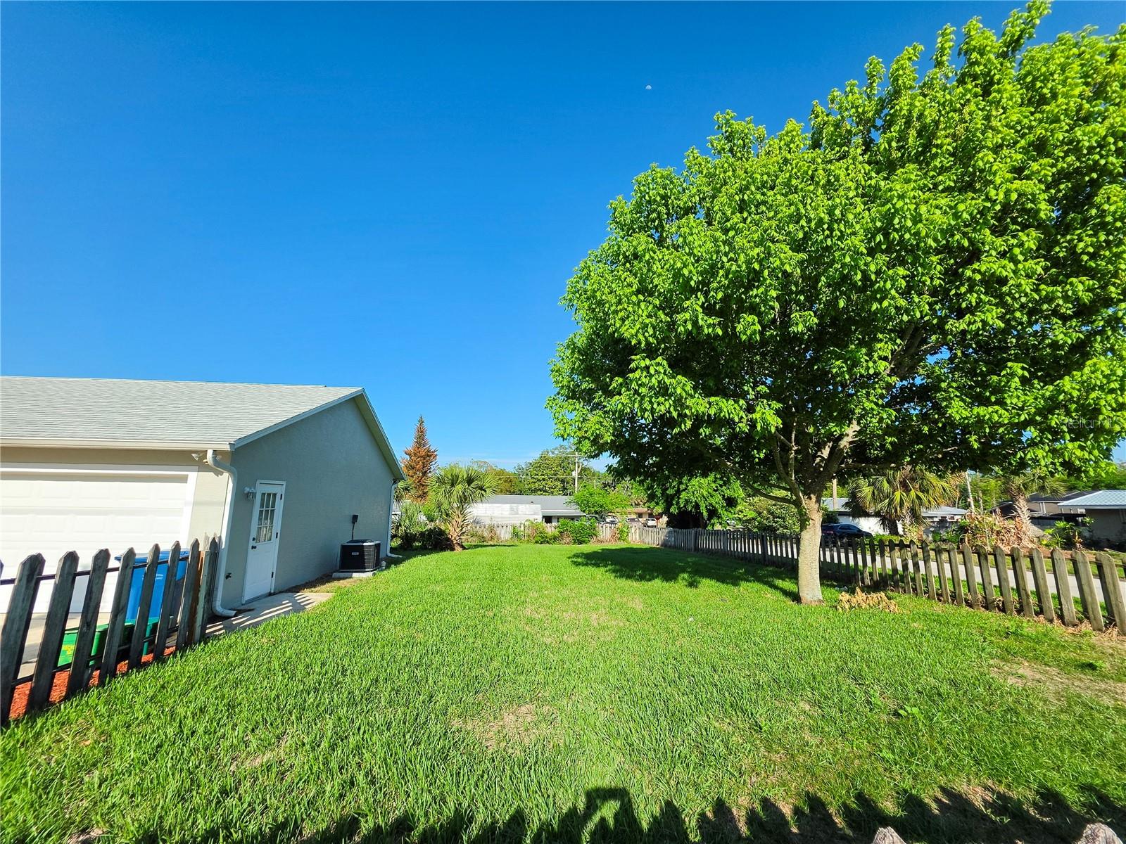1277 GRANADA AVE, DAYTONA BEACH, FL, 32117