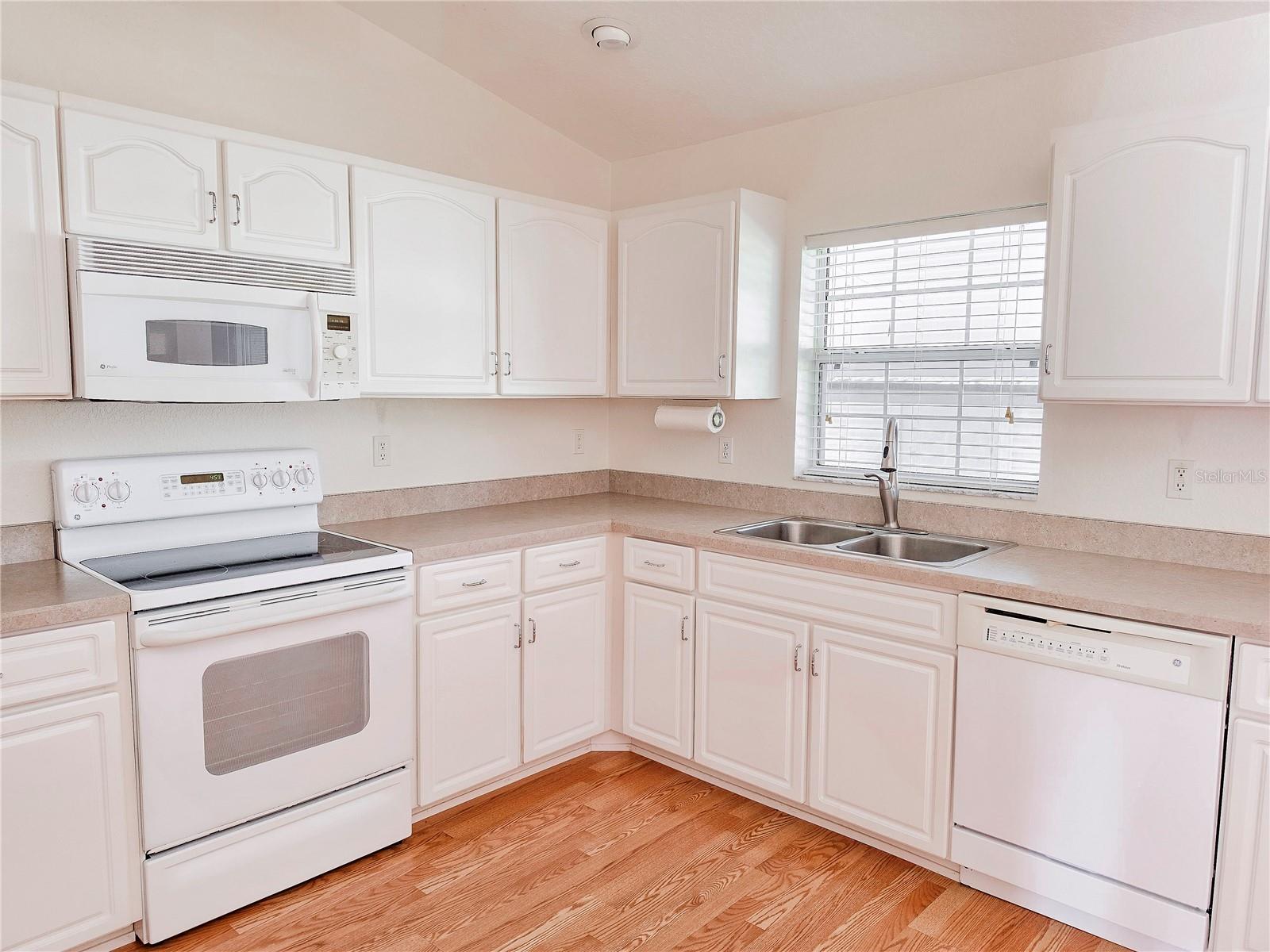 1277 GRANADA AVE, DAYTONA BEACH, FL, 32117